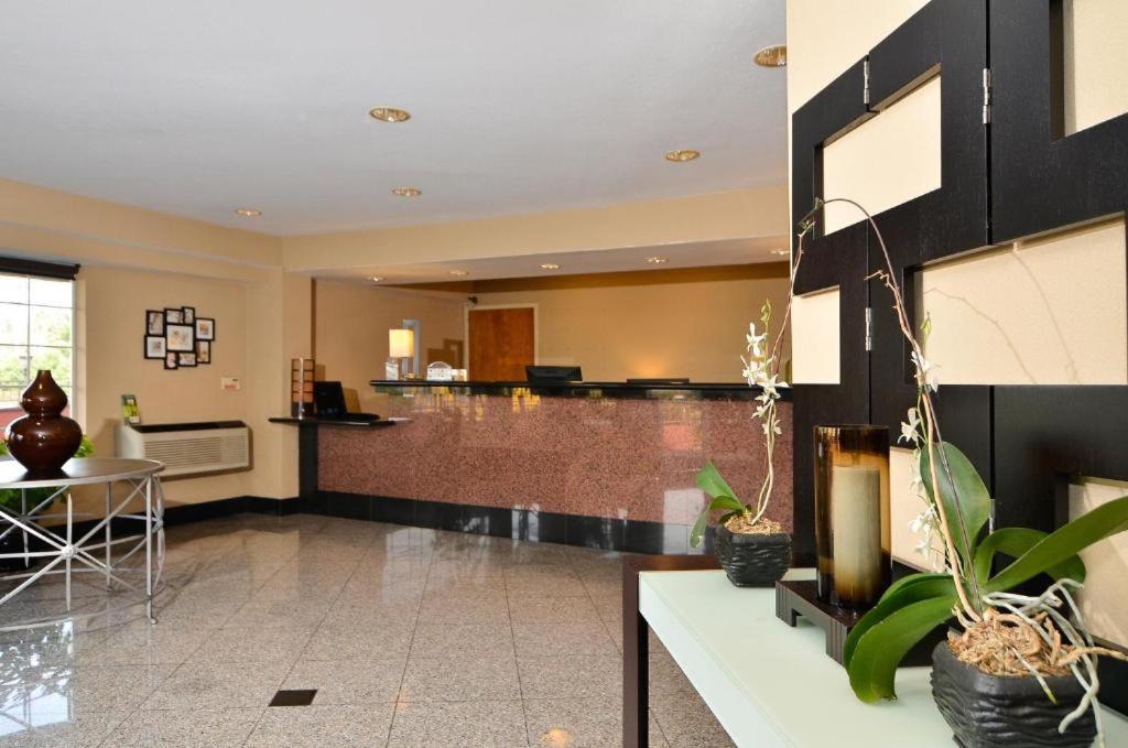 hotel reception