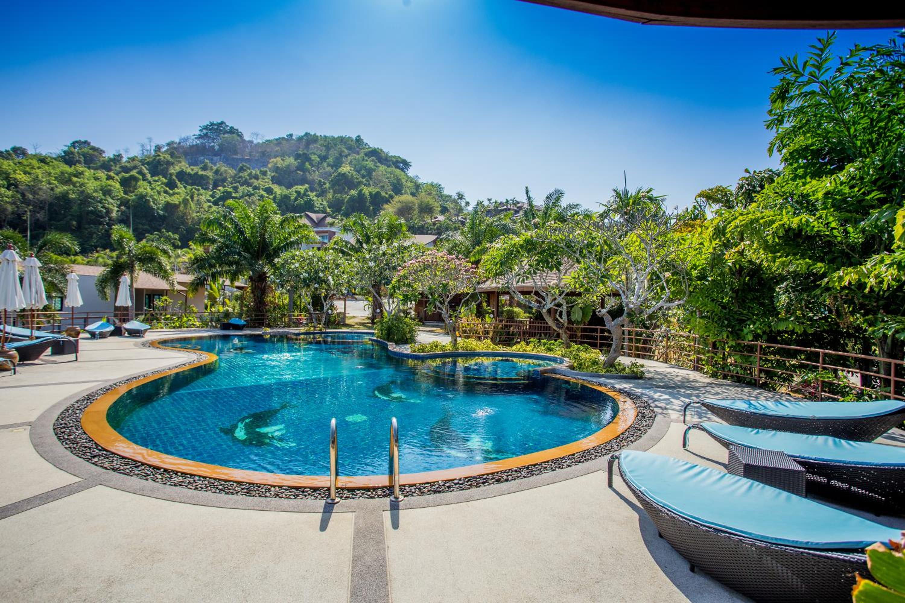 Chalong Chalet Resort — 18
