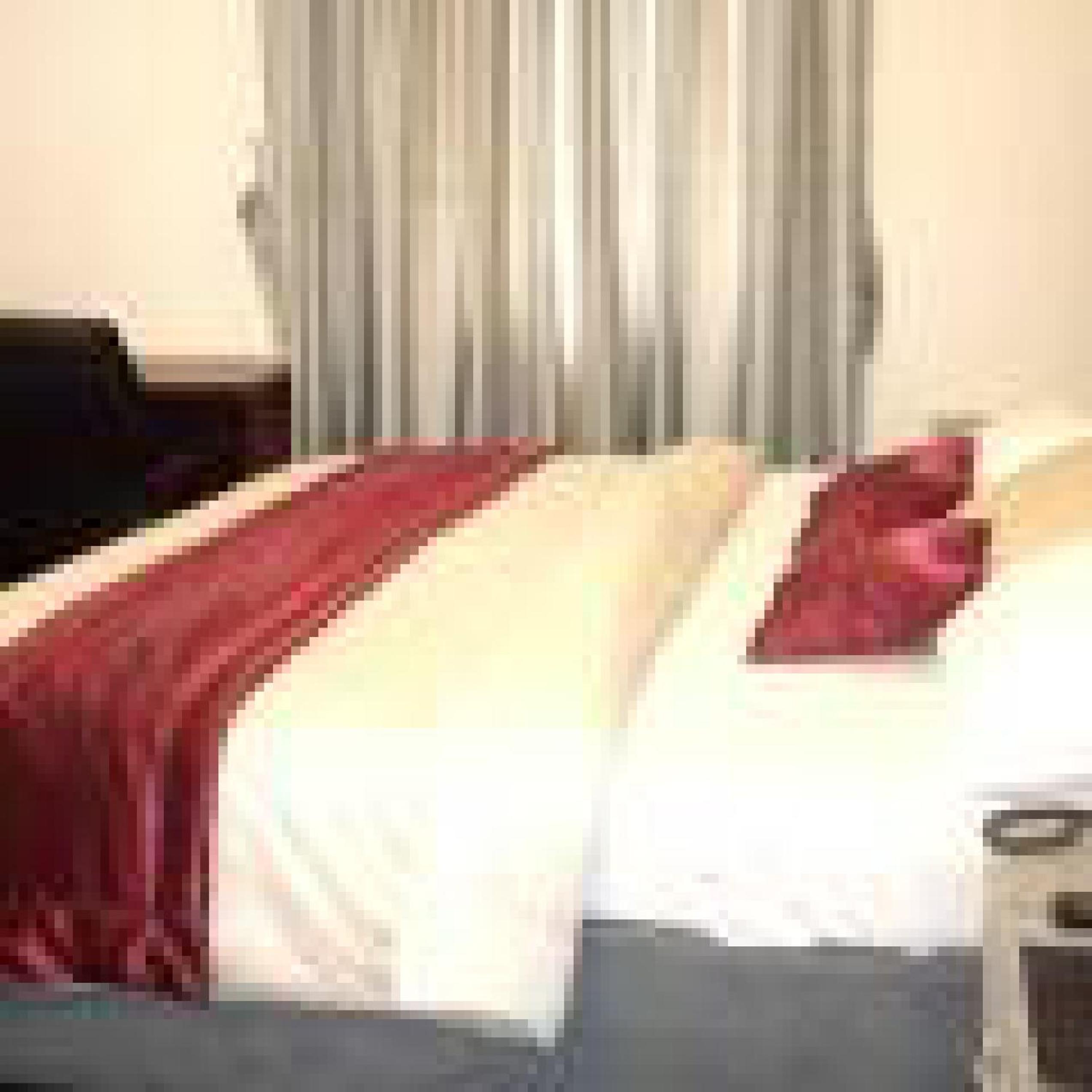 Adanma Hotel and Suites - Guest Room view 4