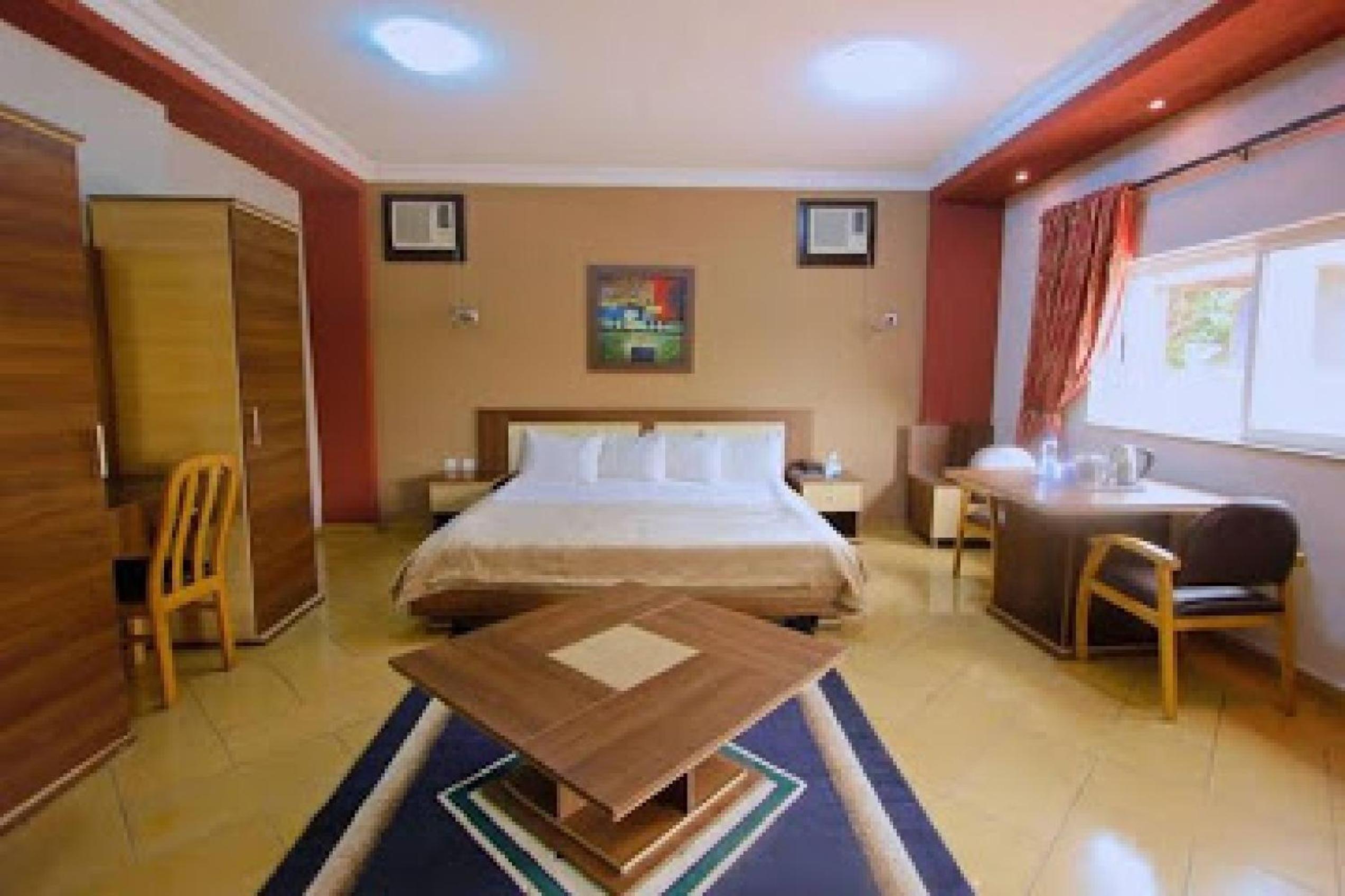 Carliza Hotel - Guest Room view 2