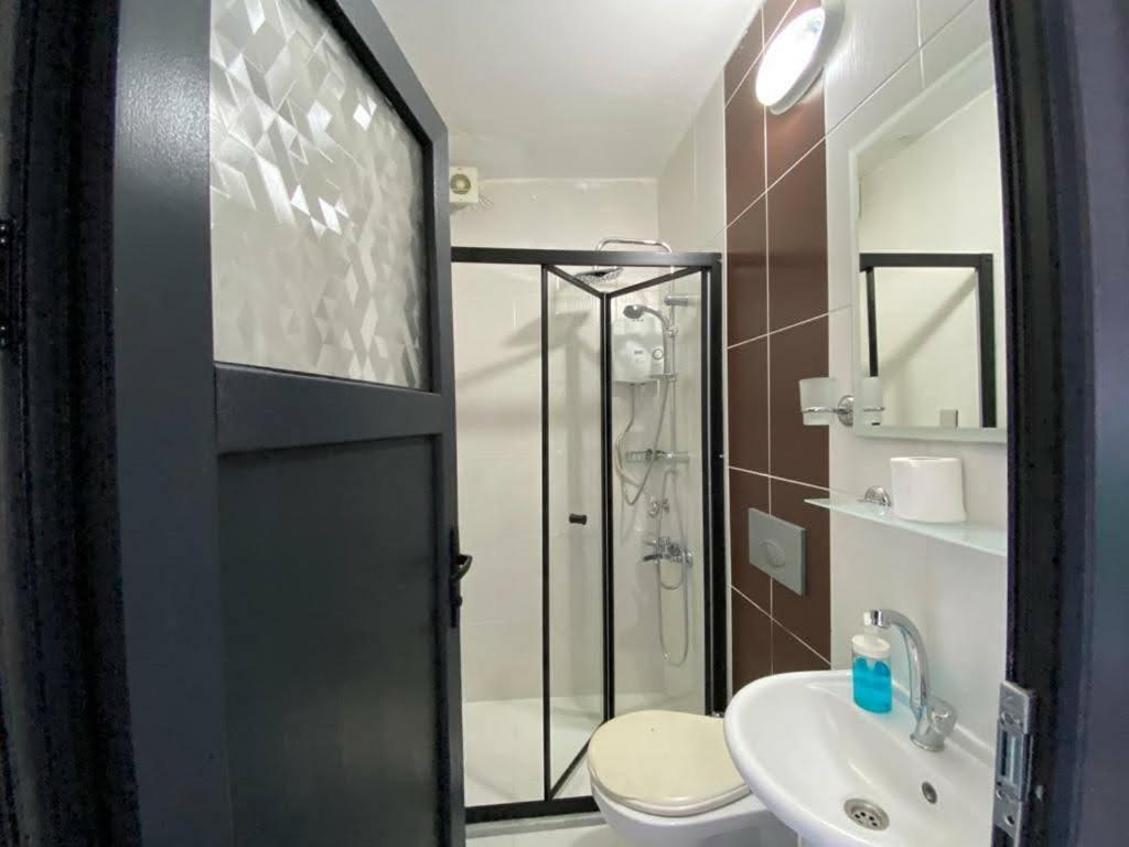 El Camino Yurt & Pub - Image 31