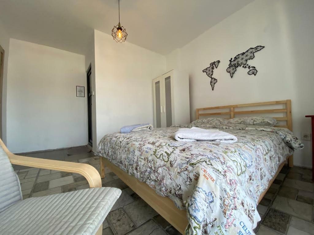 El Camino Yurt & Pub - Image 33