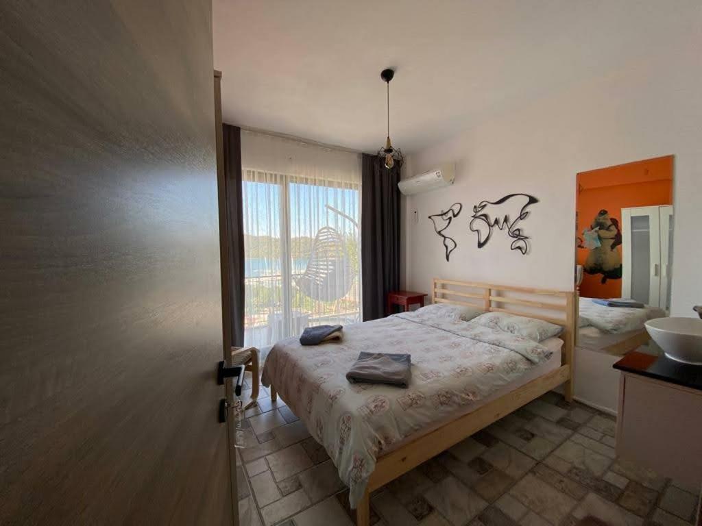 El Camino Yurt & Pub - Image 44