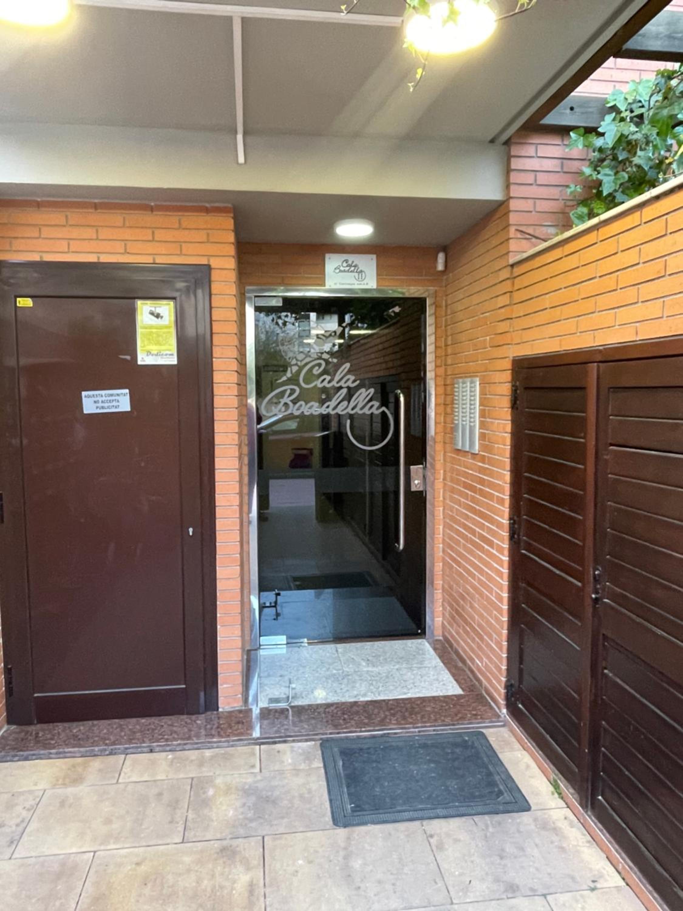 FENALS BEACH&CHIC, Boutique Apartament, free parking, full equipped near the beach photo 4