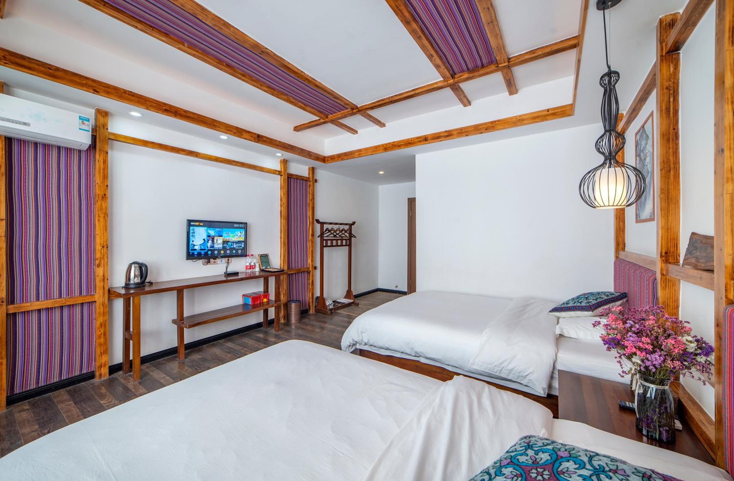 Zhangjiajie Highlights Guesthouse