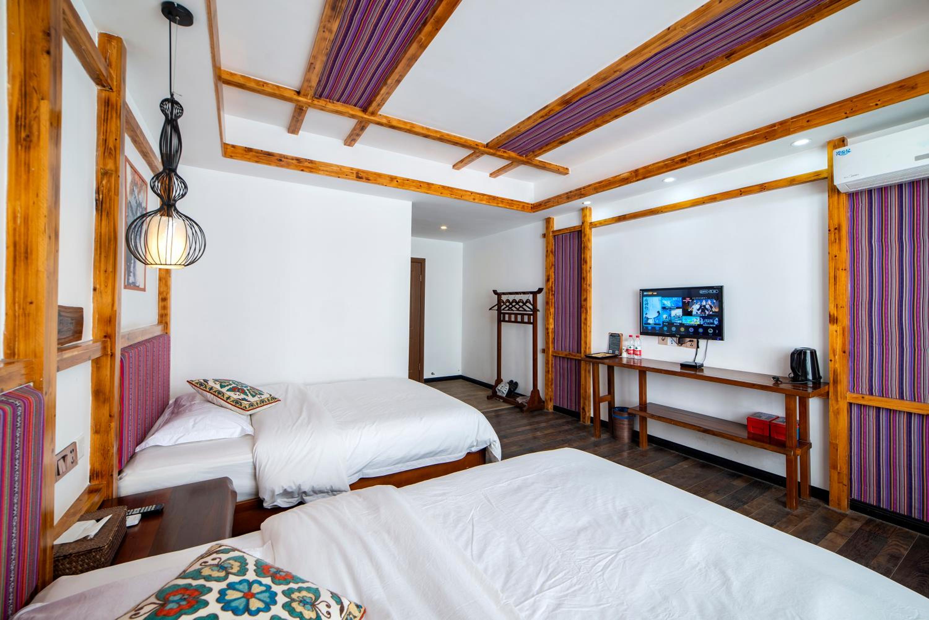 Zhangjiajie Highlights Guesthouse