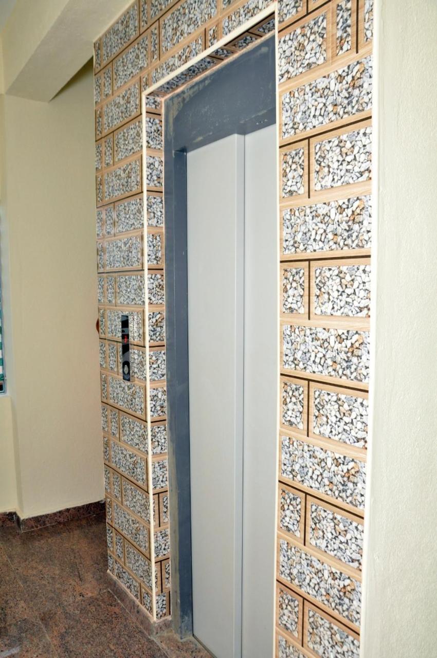 Photo 9
