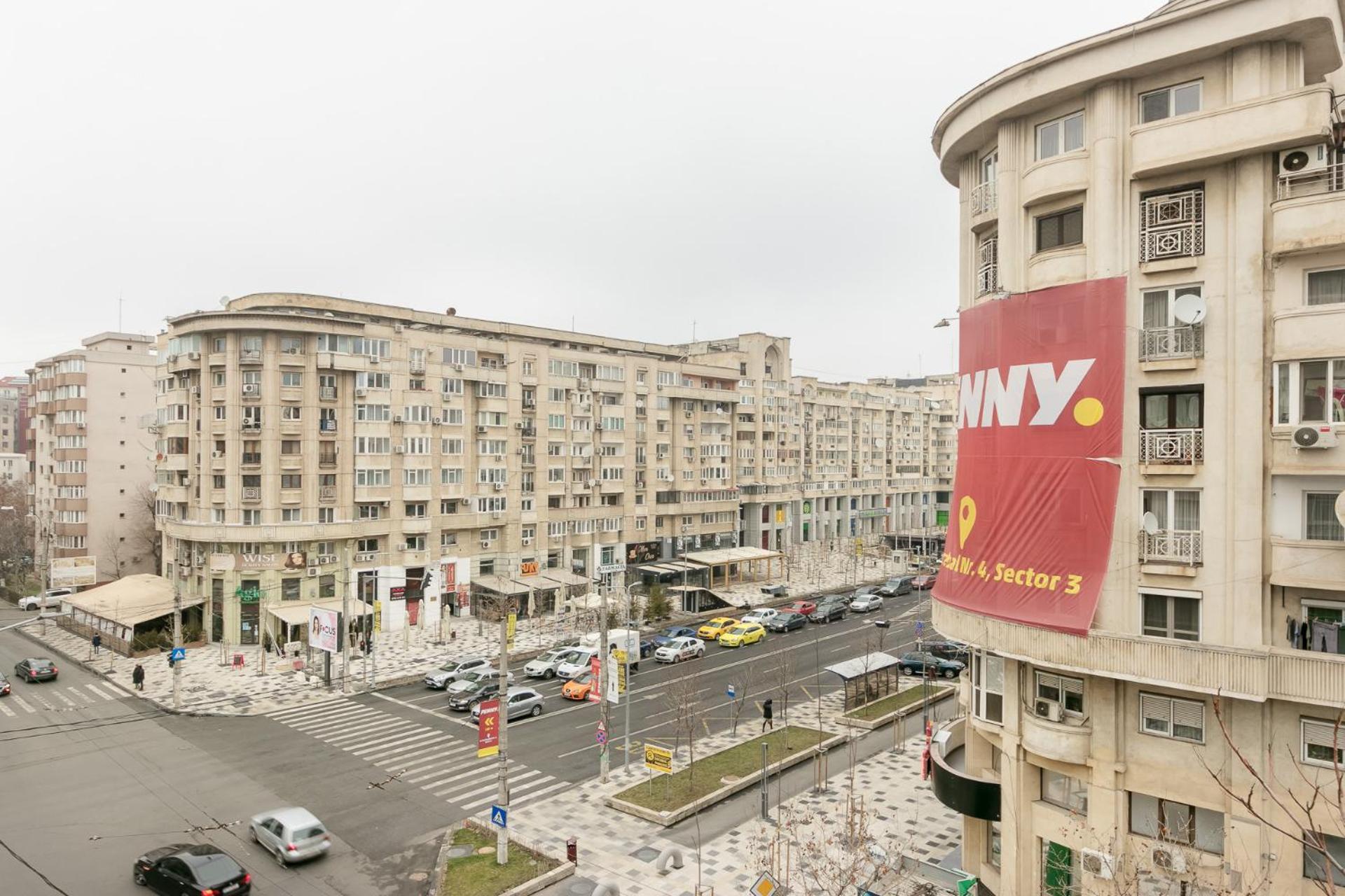 Modern Studio on Decebal Boulevard