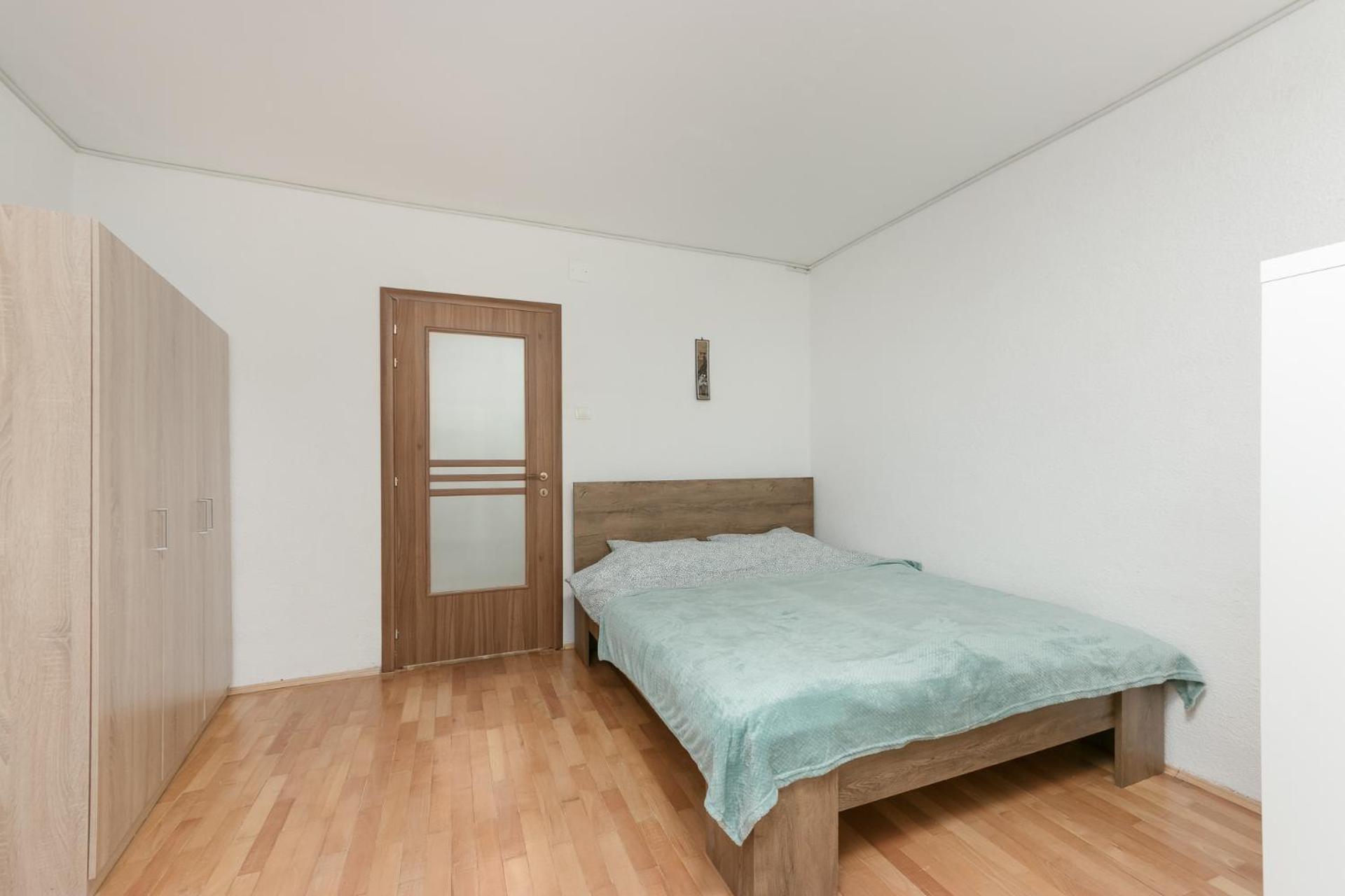 Inviting Studio on Decebal Boulevard in Bucharest
