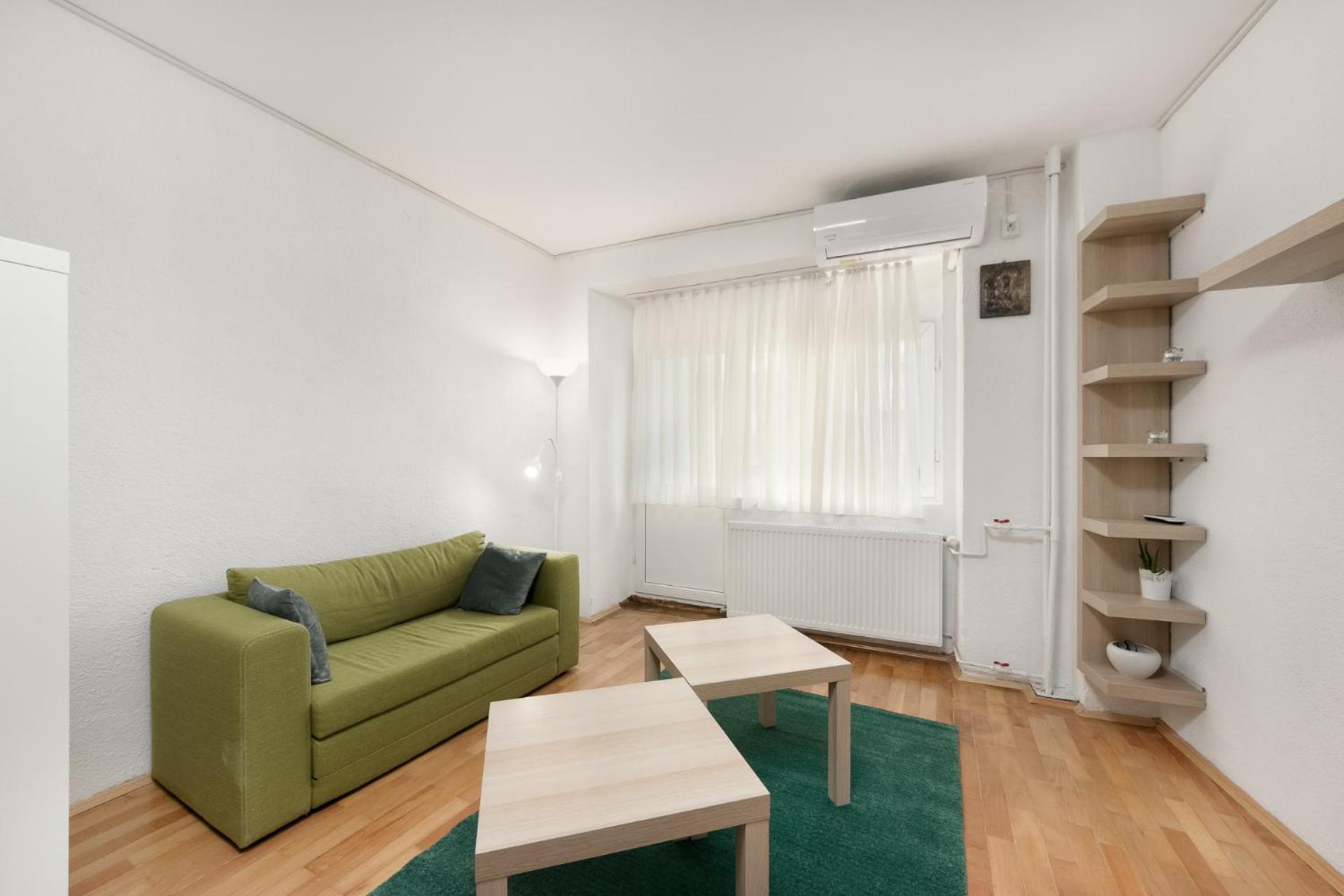 Modern Studio on Decebal Boulevard
