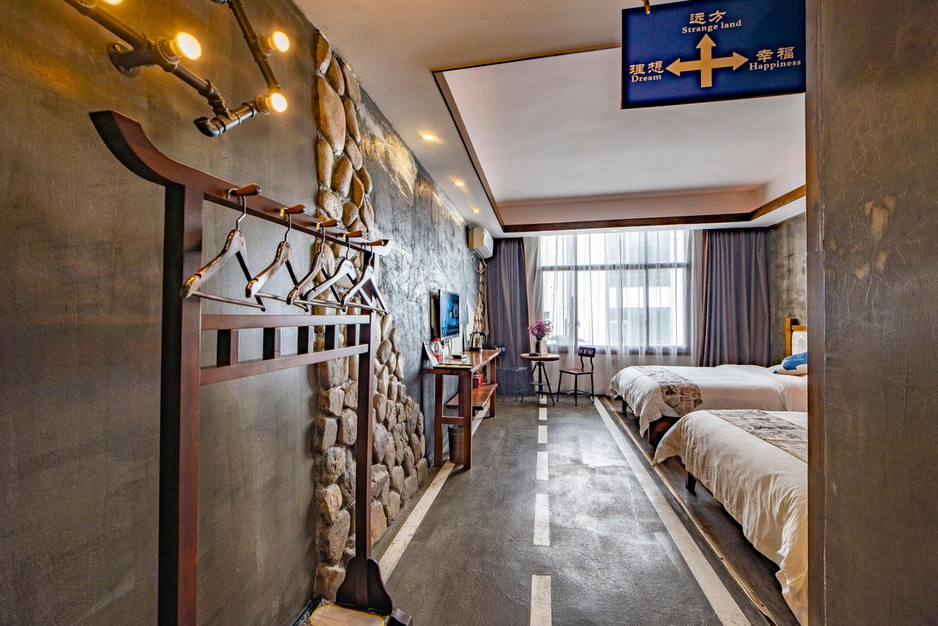 Zhangjiajie Highlights Guesthouse
