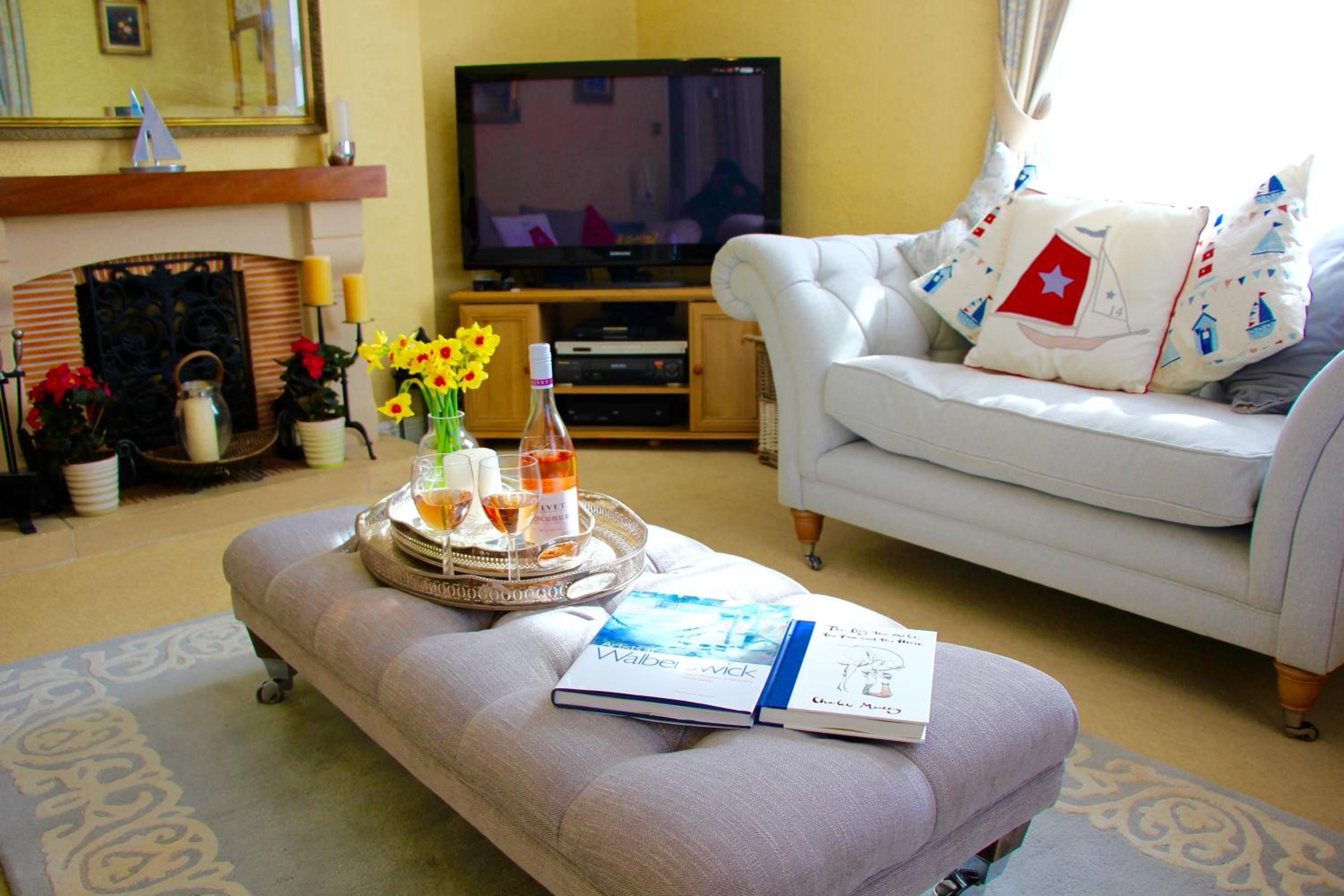 Sleeps14 Seaside Luxury House on the Suffolk Coast view 3