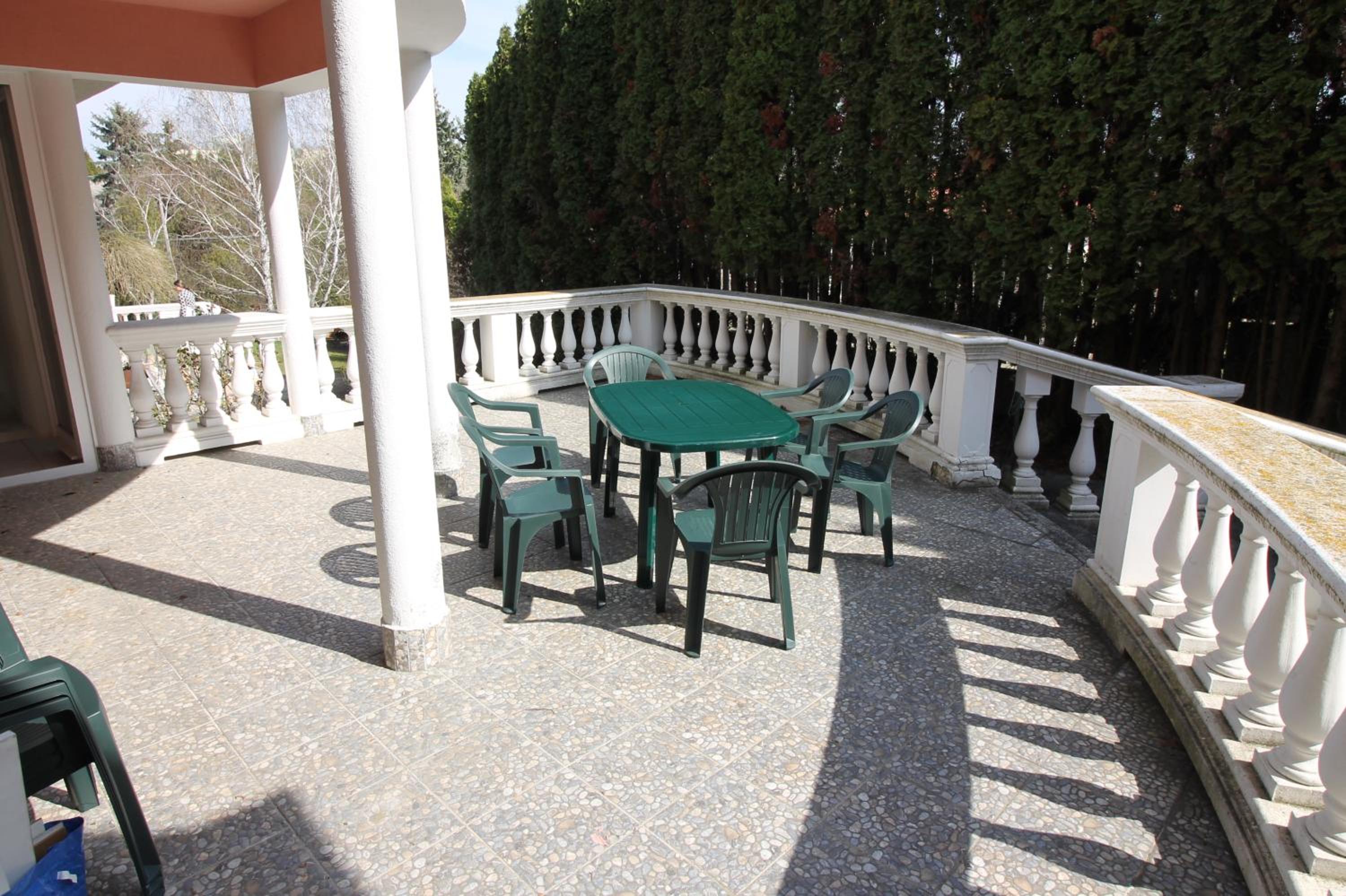 Siófok Private Spa Villa - Pool & Sauna view 5