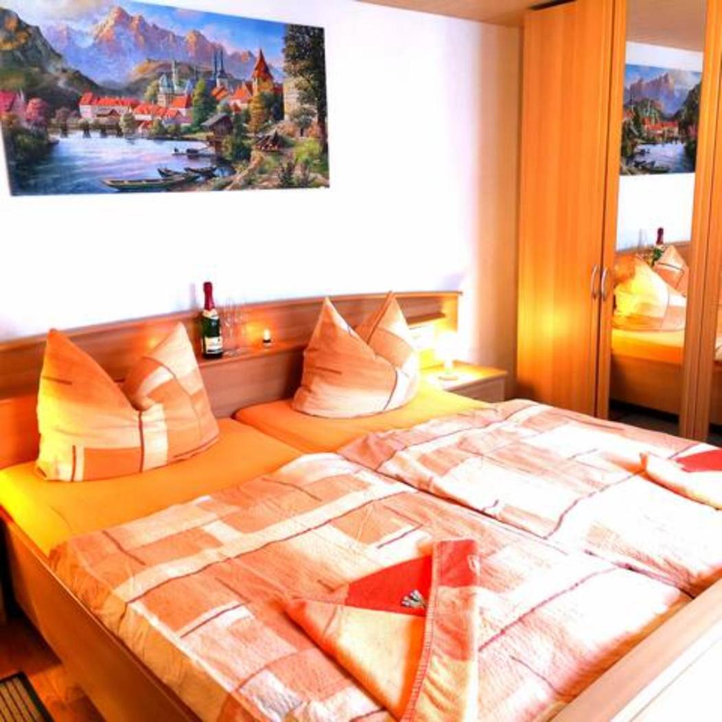 Schöne geräumige Ferienwohnung am Park view 2