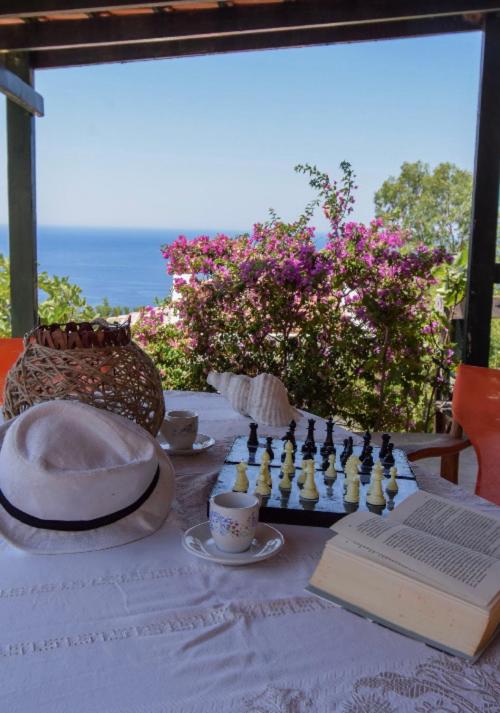 Hotel The little house on the hill of Myrties - Image 1