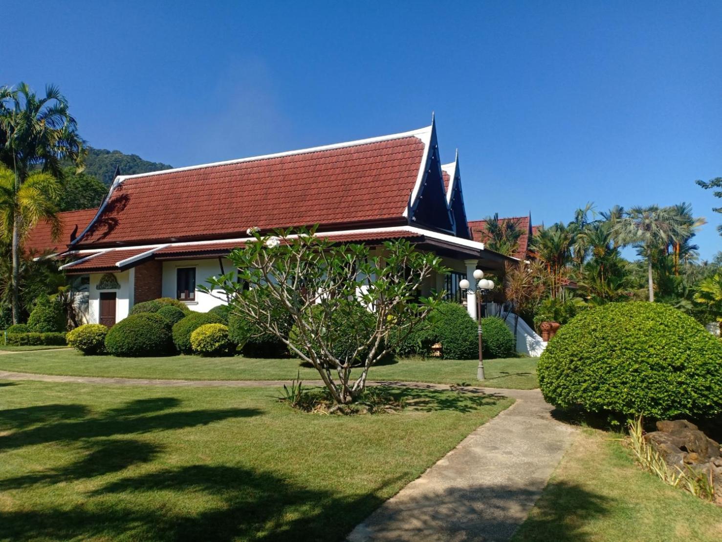 Gardenia Oceanfront Villa view 2