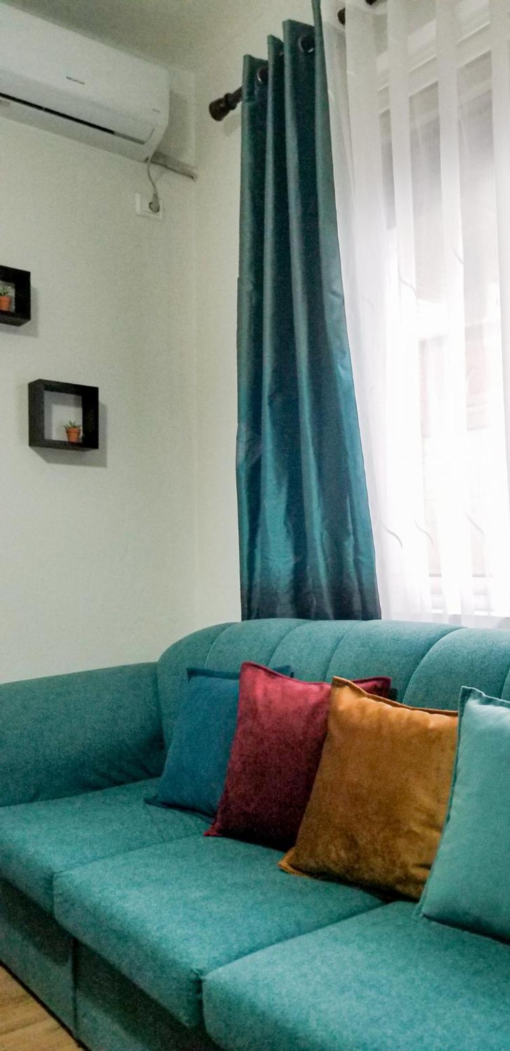 Spacious and Cozy Apartment - Ajia Apartment