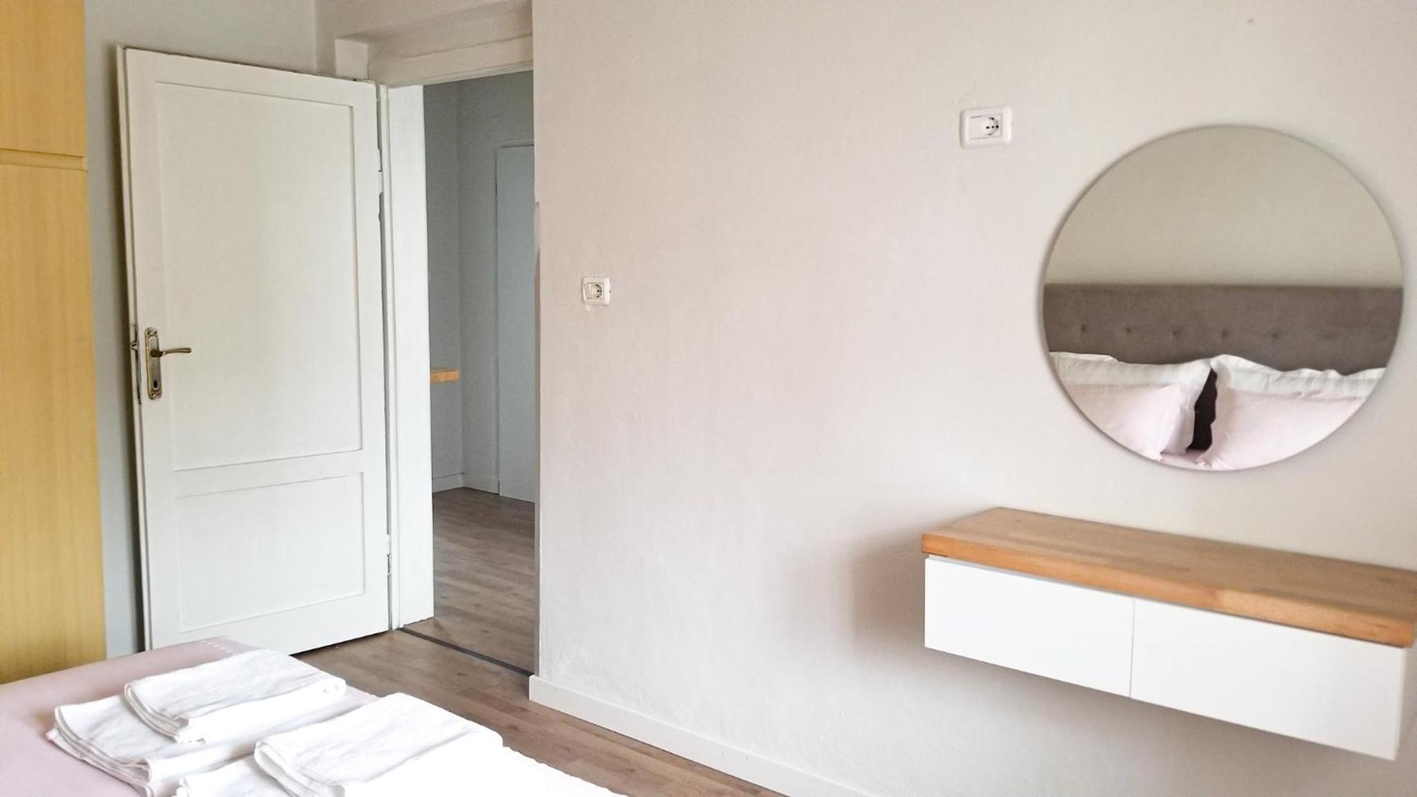 Spacious and Cozy Apartment - Ajia Apartment