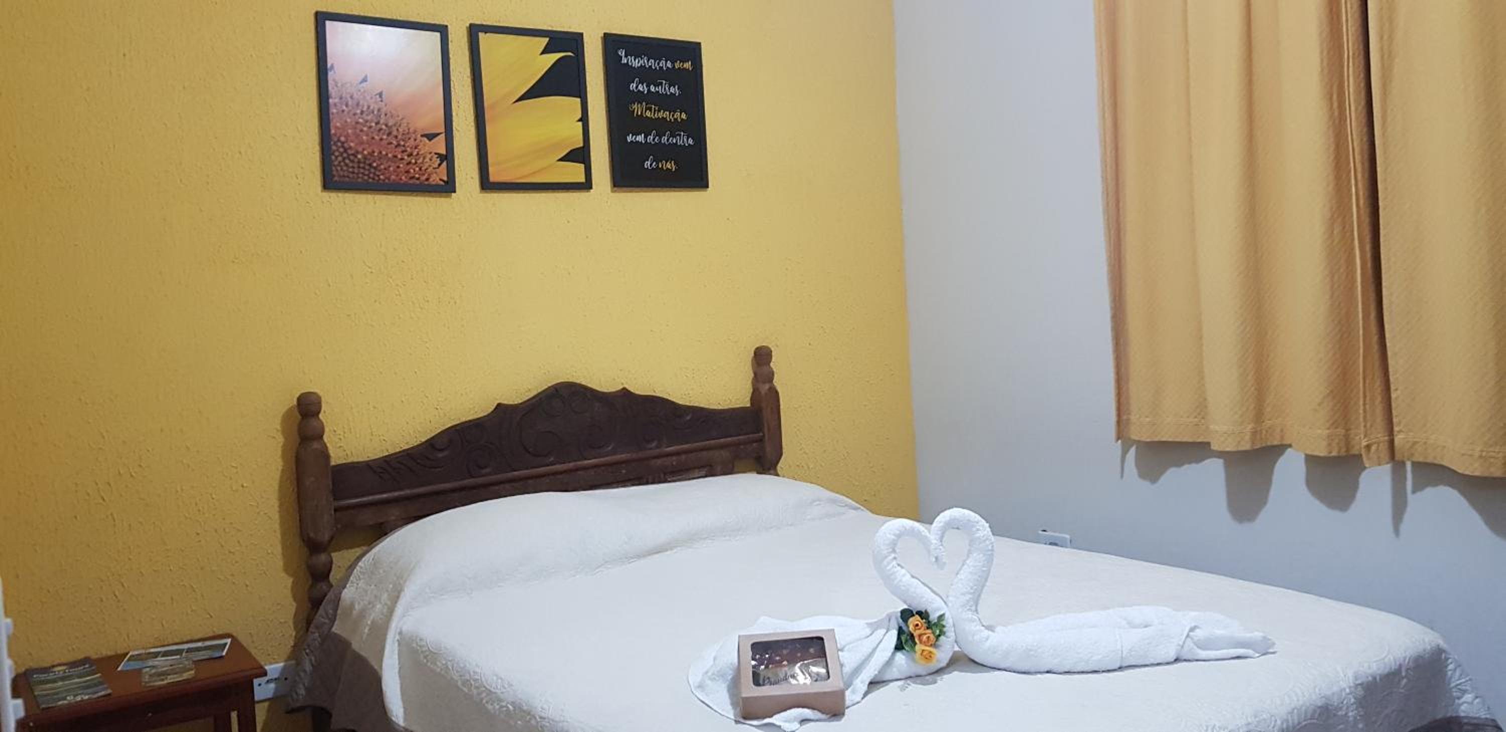 Casa Pouso Aconchego Para Ti - pertinho de Trindade com conforto e churrasqueira
