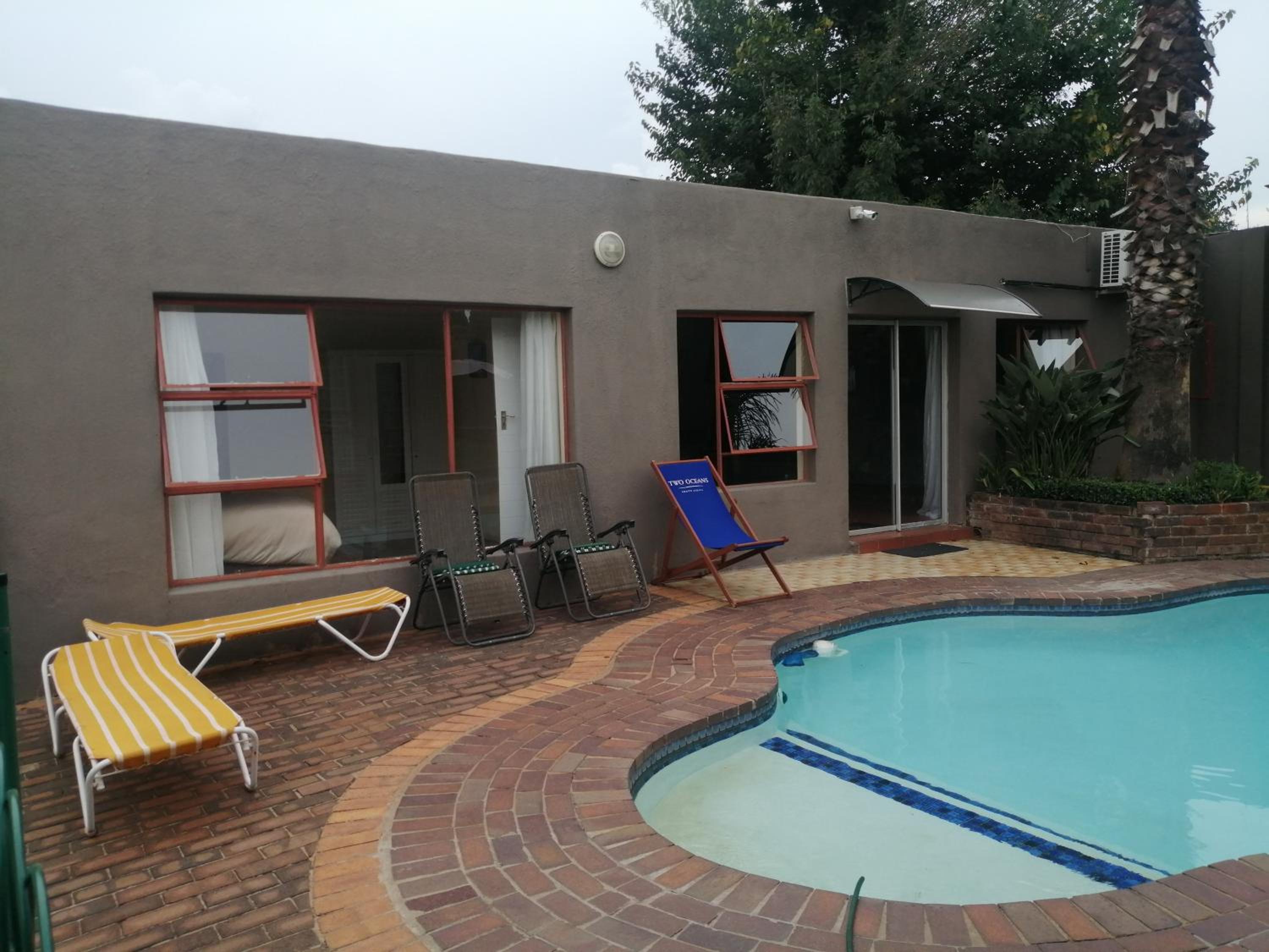 Naisar's Apartments Primrose,Johannesburg
