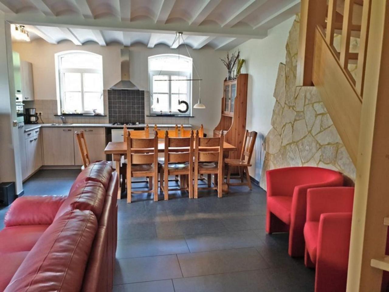 Photo 12
