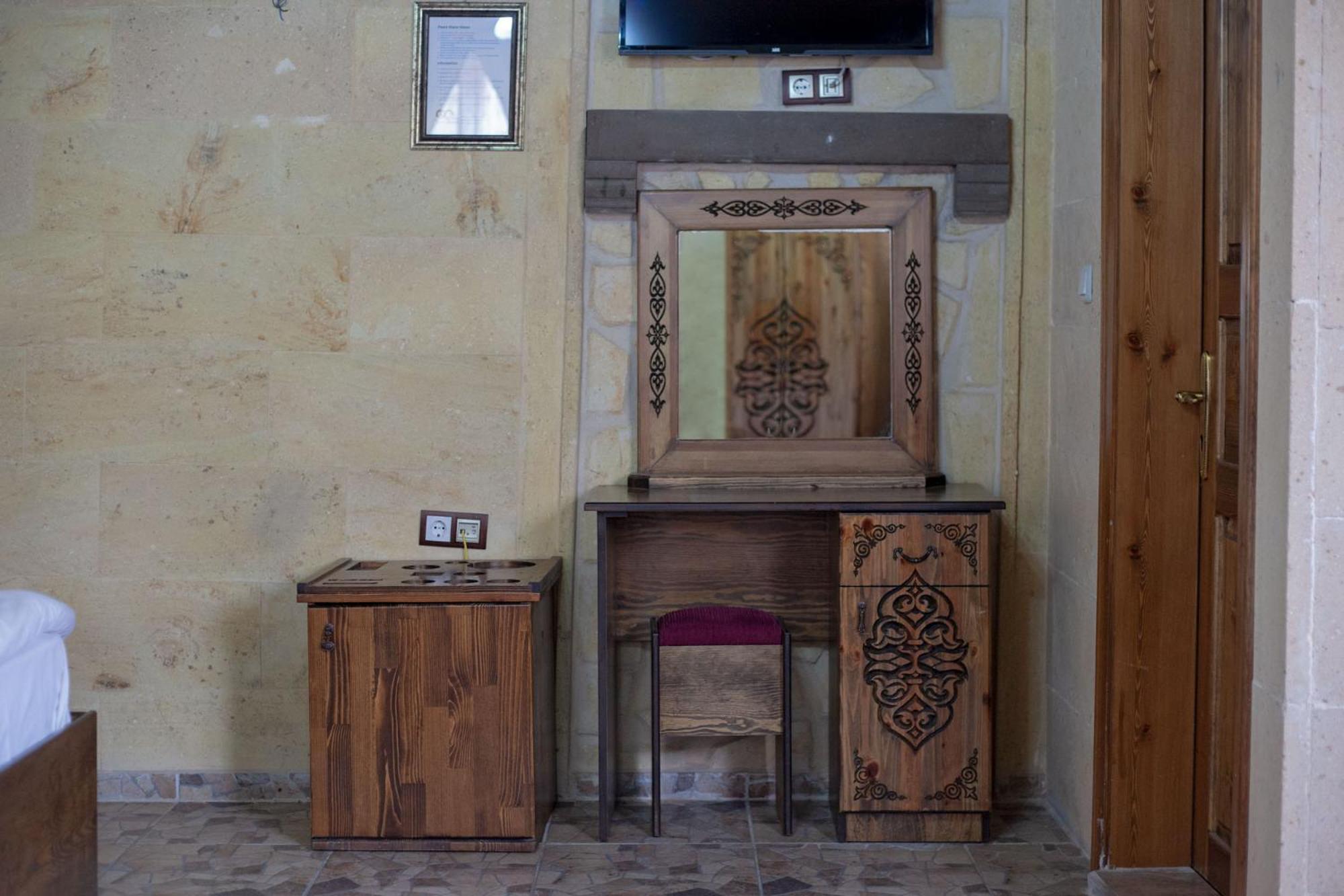 Peace Stone House - Image 25