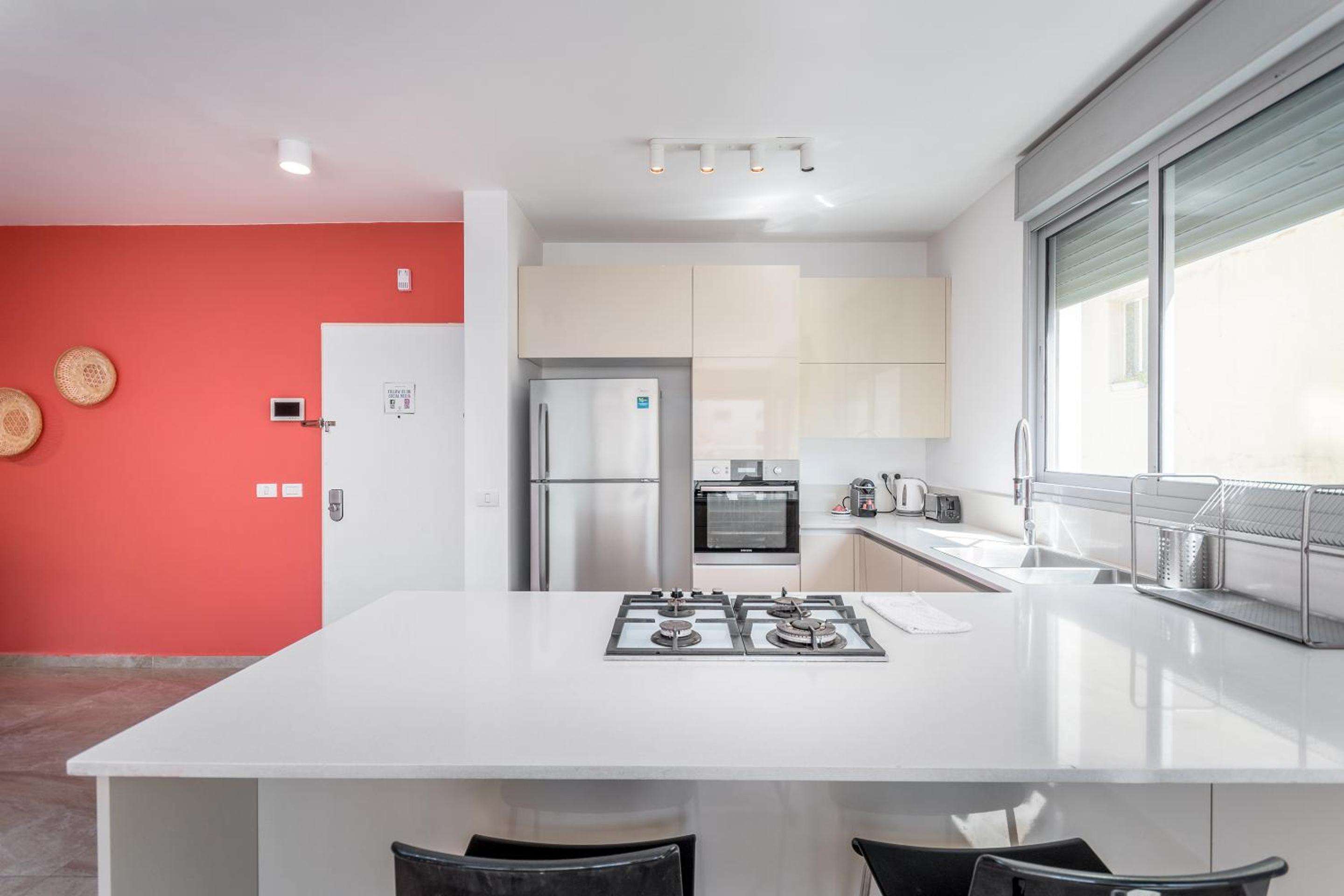3 Bedrooms apt balcony & parking near banana beach view 3