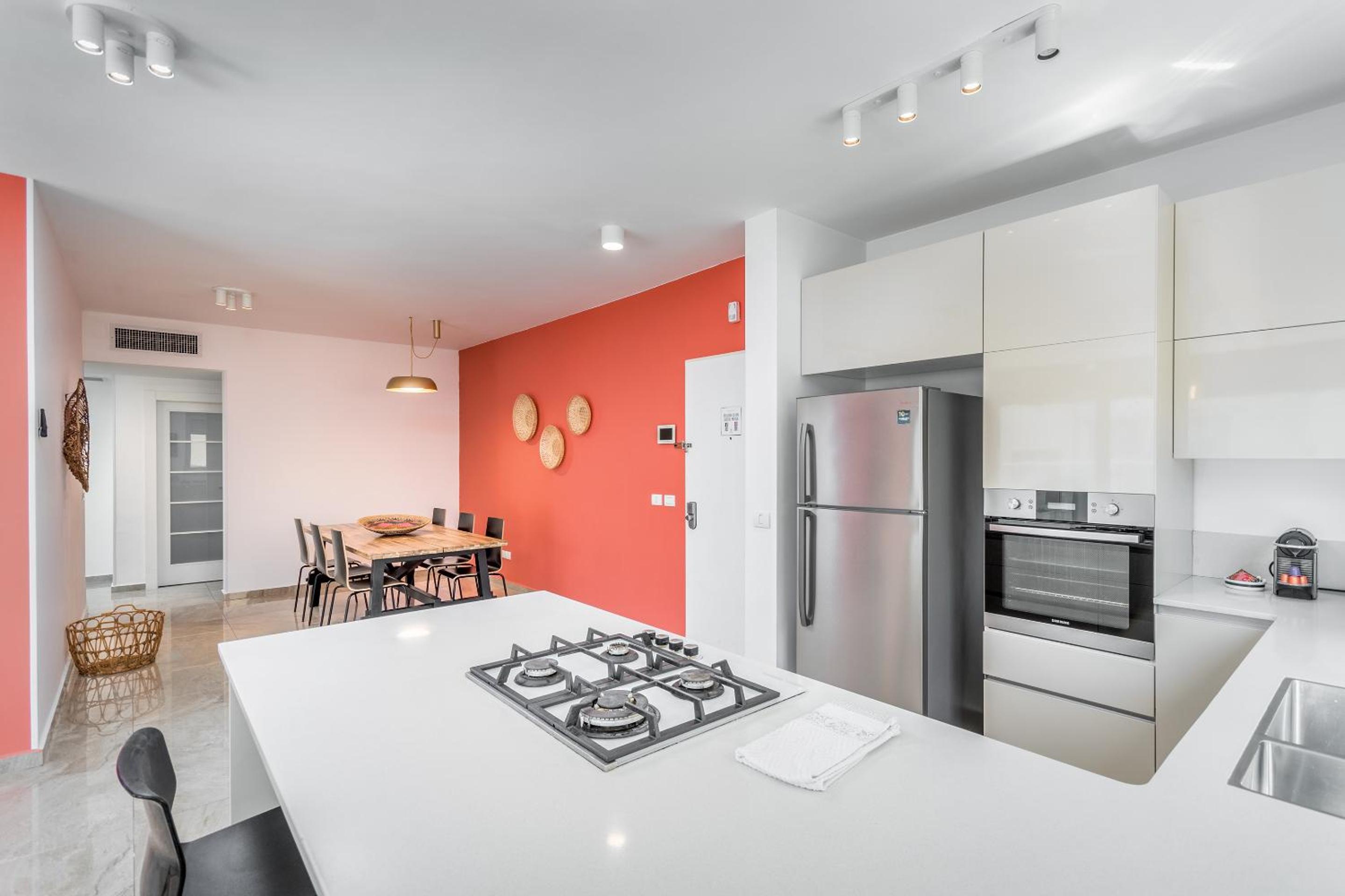 3 Bedrooms apt balcony & parking near banana beach view 5