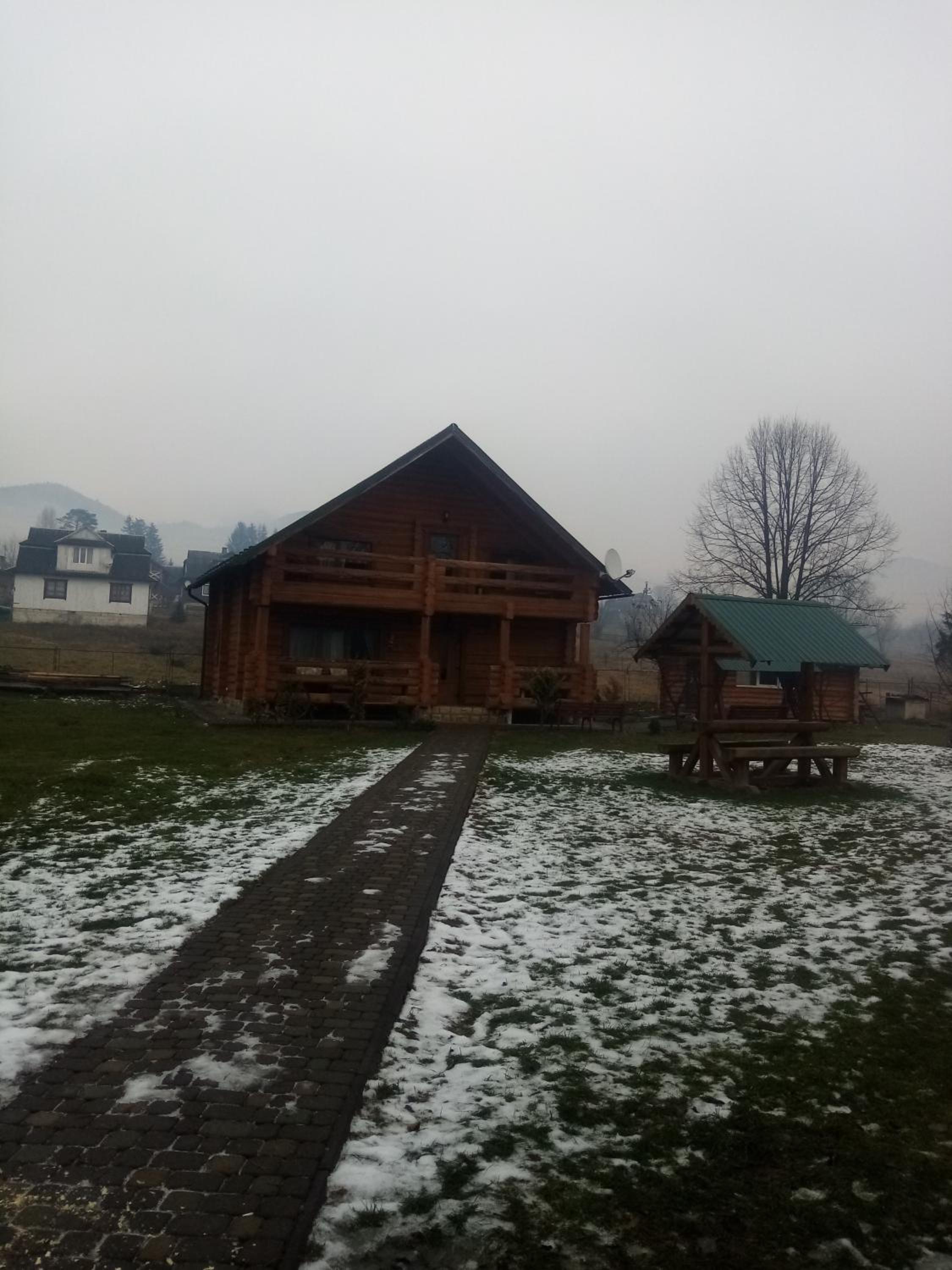 Photo 8