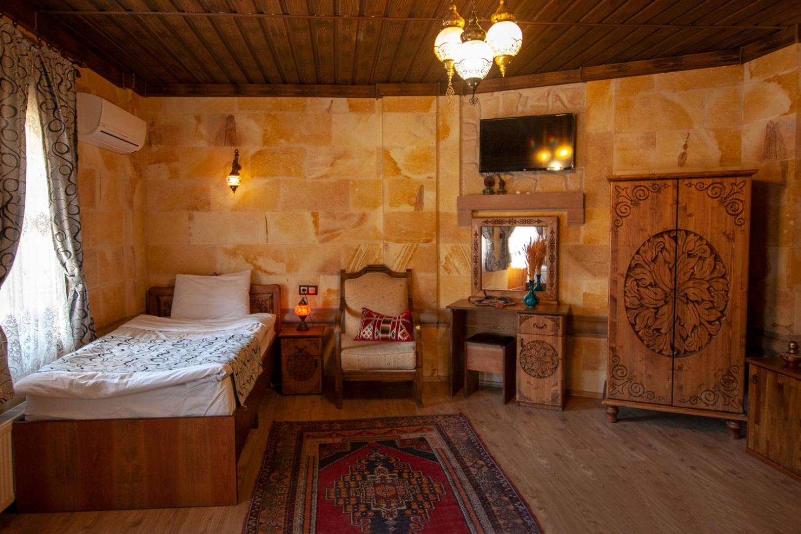 Peace Stone House - Image 90