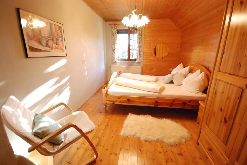 *Appartement Elfie* Kärntner Seen (nähe Velden)