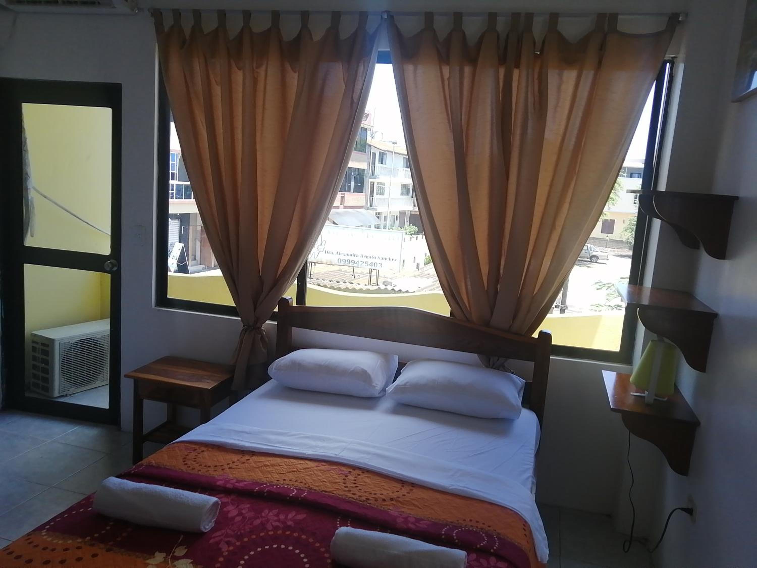 Hostal La Casa de Luis view 5
