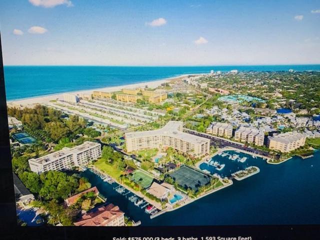 Harbor Towers Yacht and Racquet Club on Siesta Key view 2