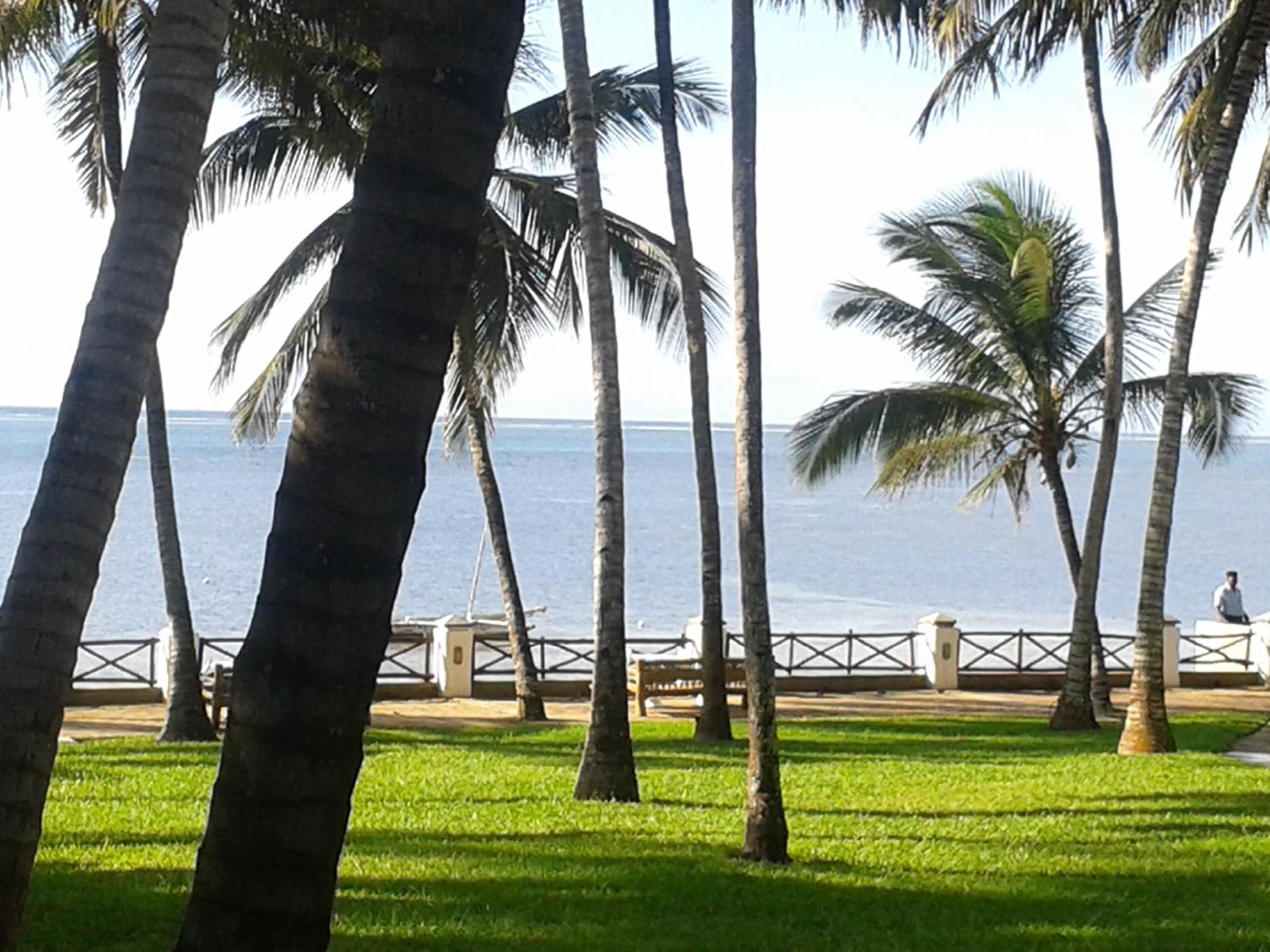 Plaza Beach Hotel