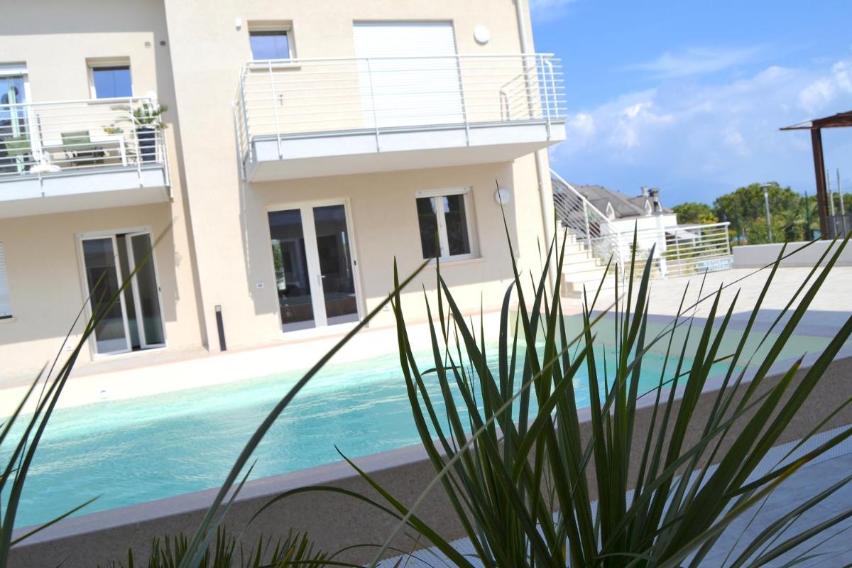 Hotel aura AR holiday-home - Image 1