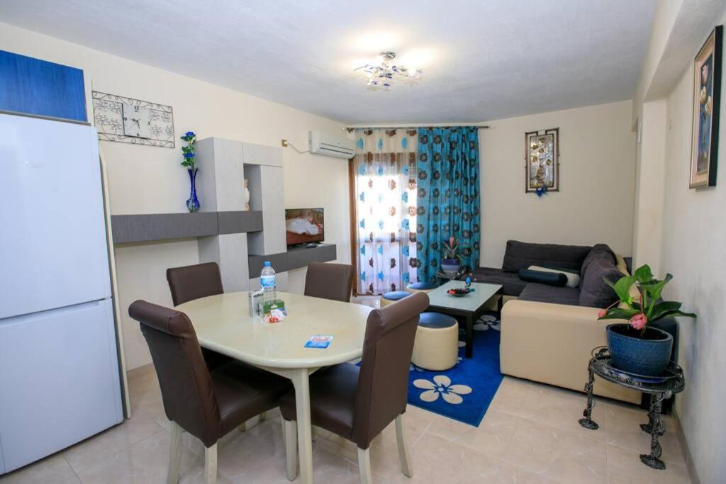 Apartment Lucy