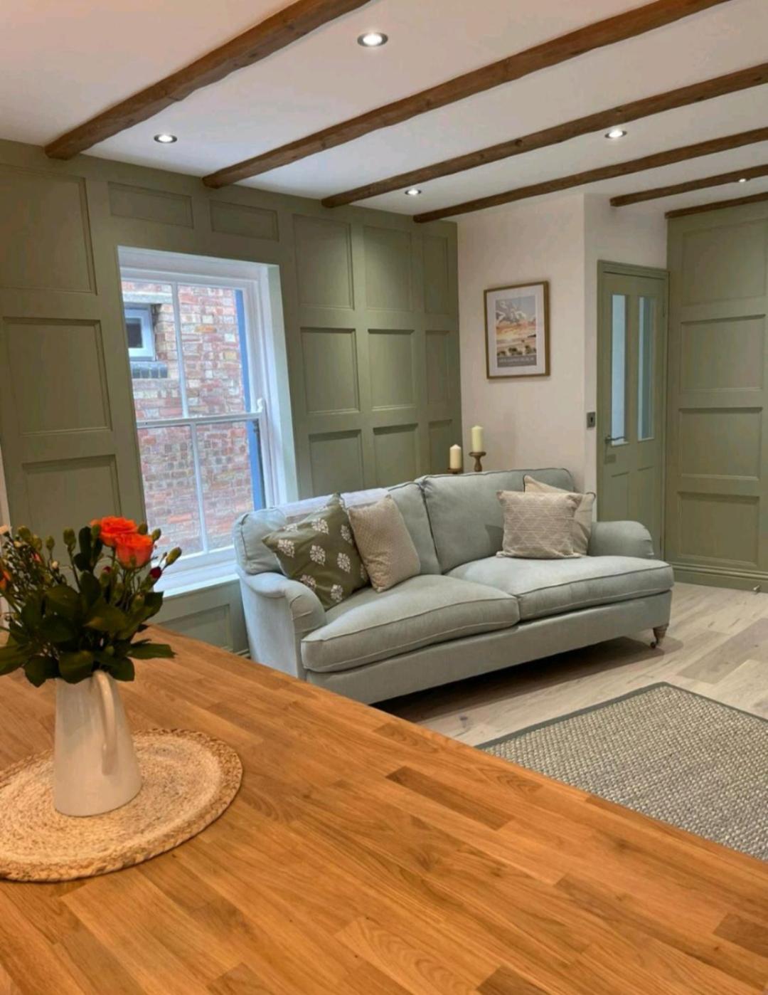 Ferry Lane Cottage view 2