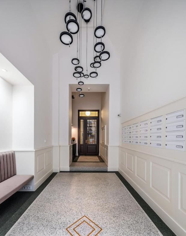 Palace Dlazdena Central Apartment - New Town