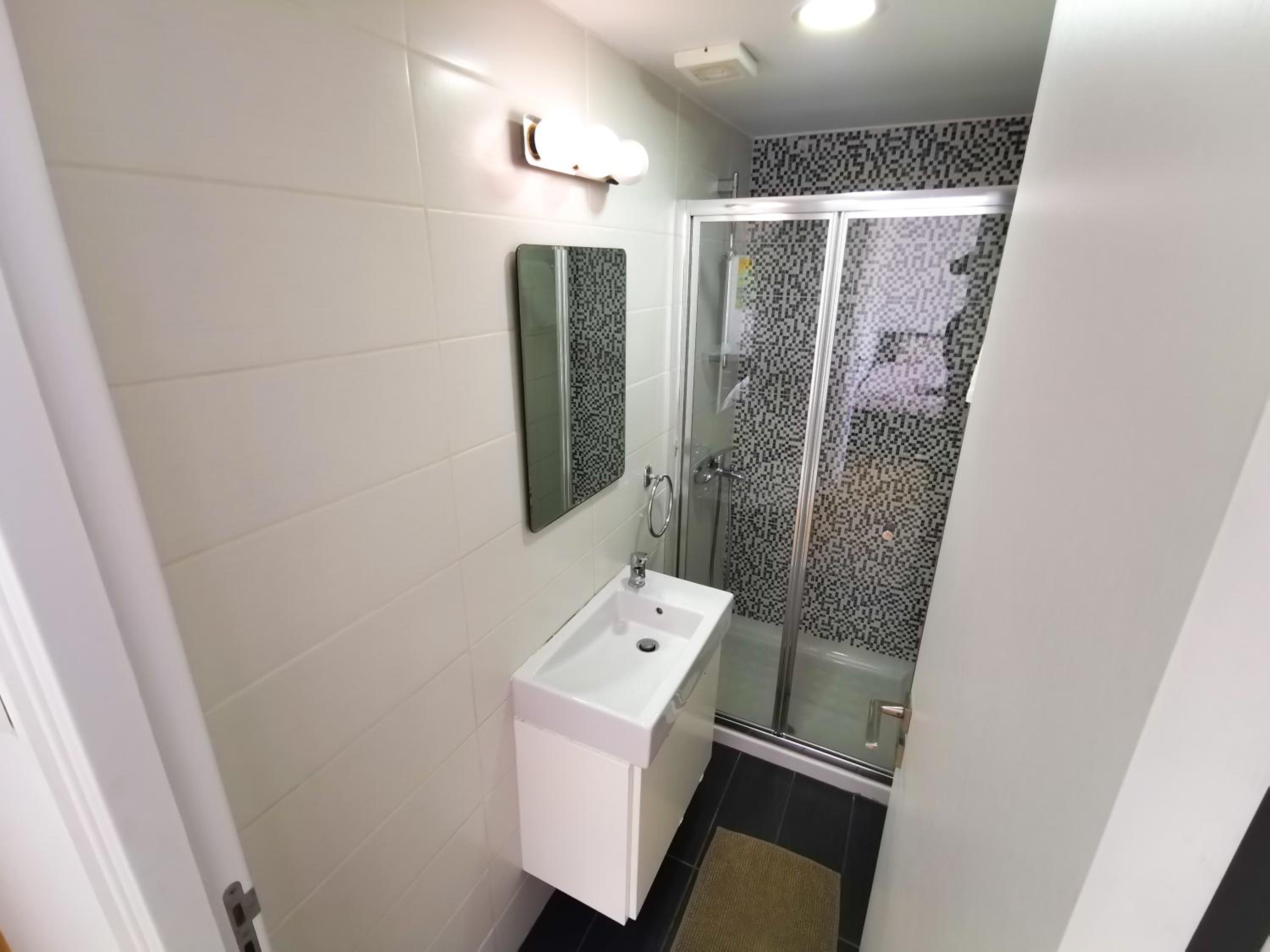 Daze Off Central Apartment, 300m to the Finikoudes Beach