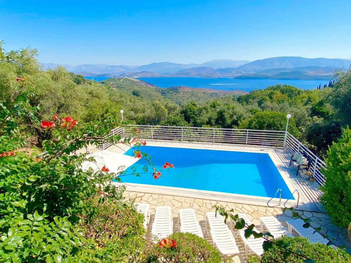 Villa Marialetta St Stephanos with private pool photo 3