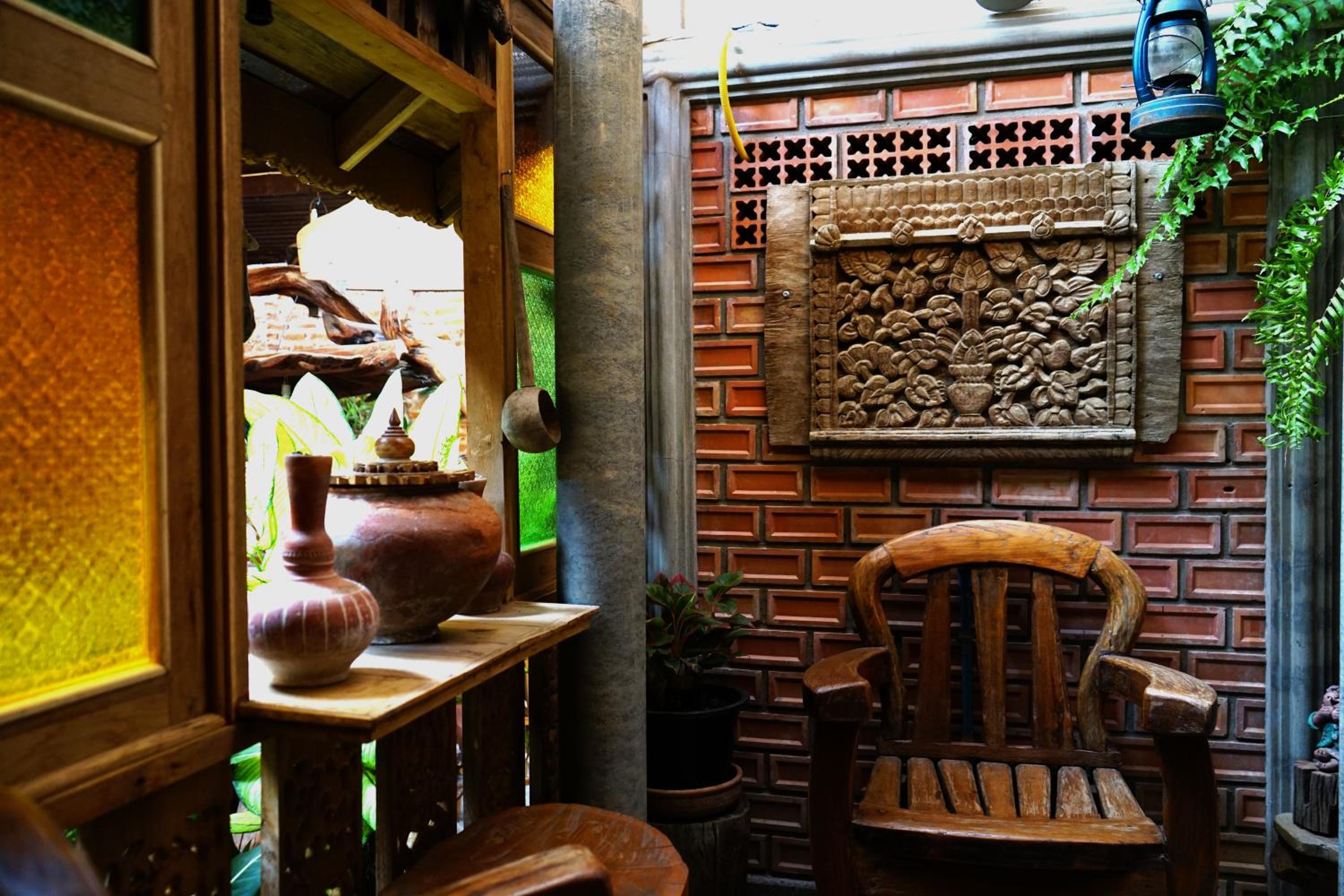 Baanthep Antique Homestay