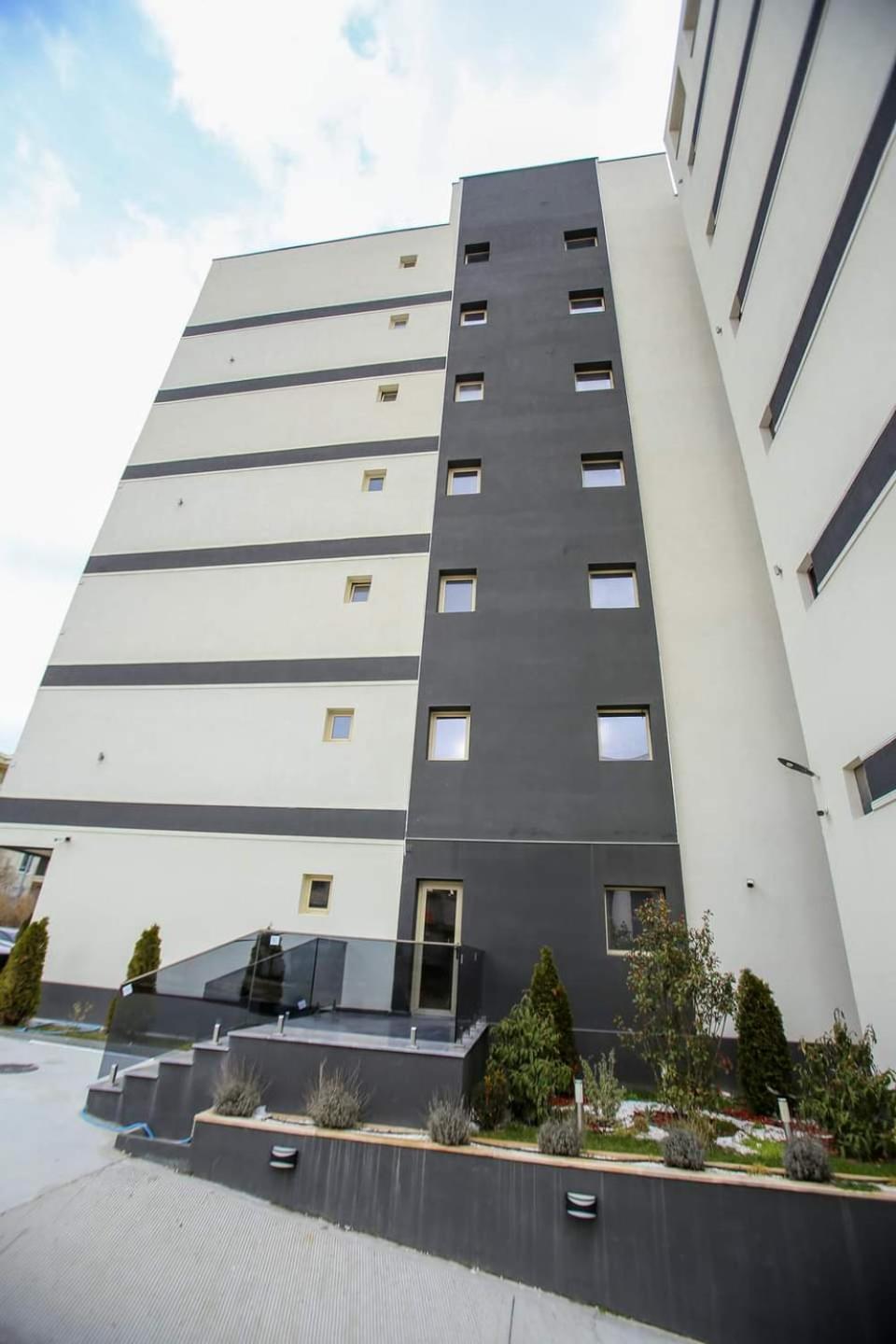 Photo 33