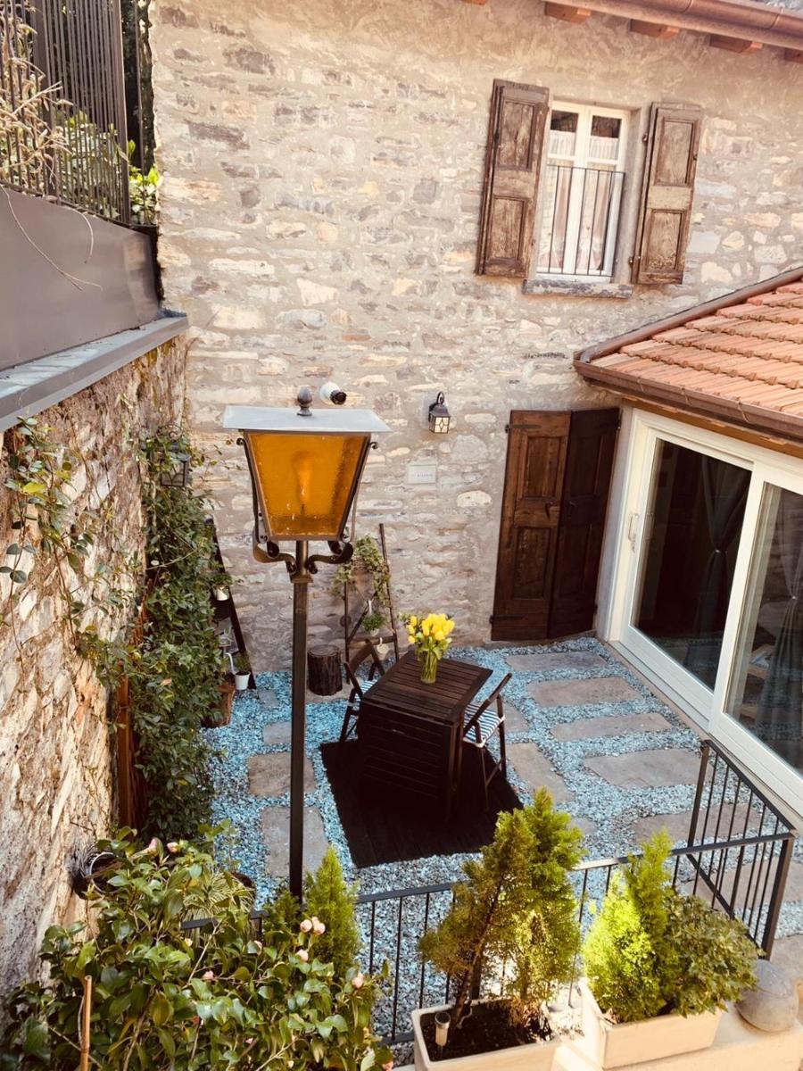 Il borghetto di Torno photo 3