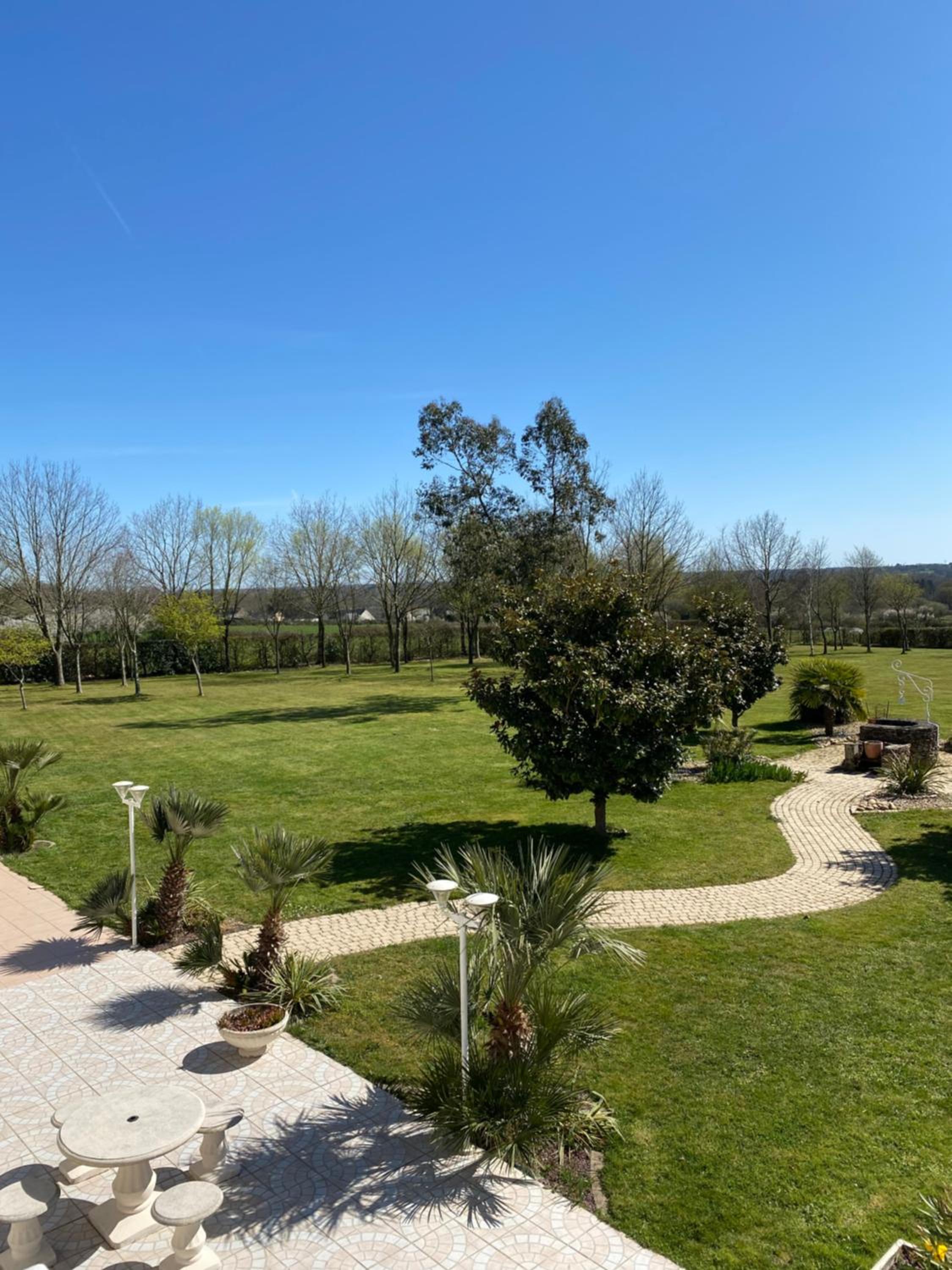 LA COTTINIERE view 2
