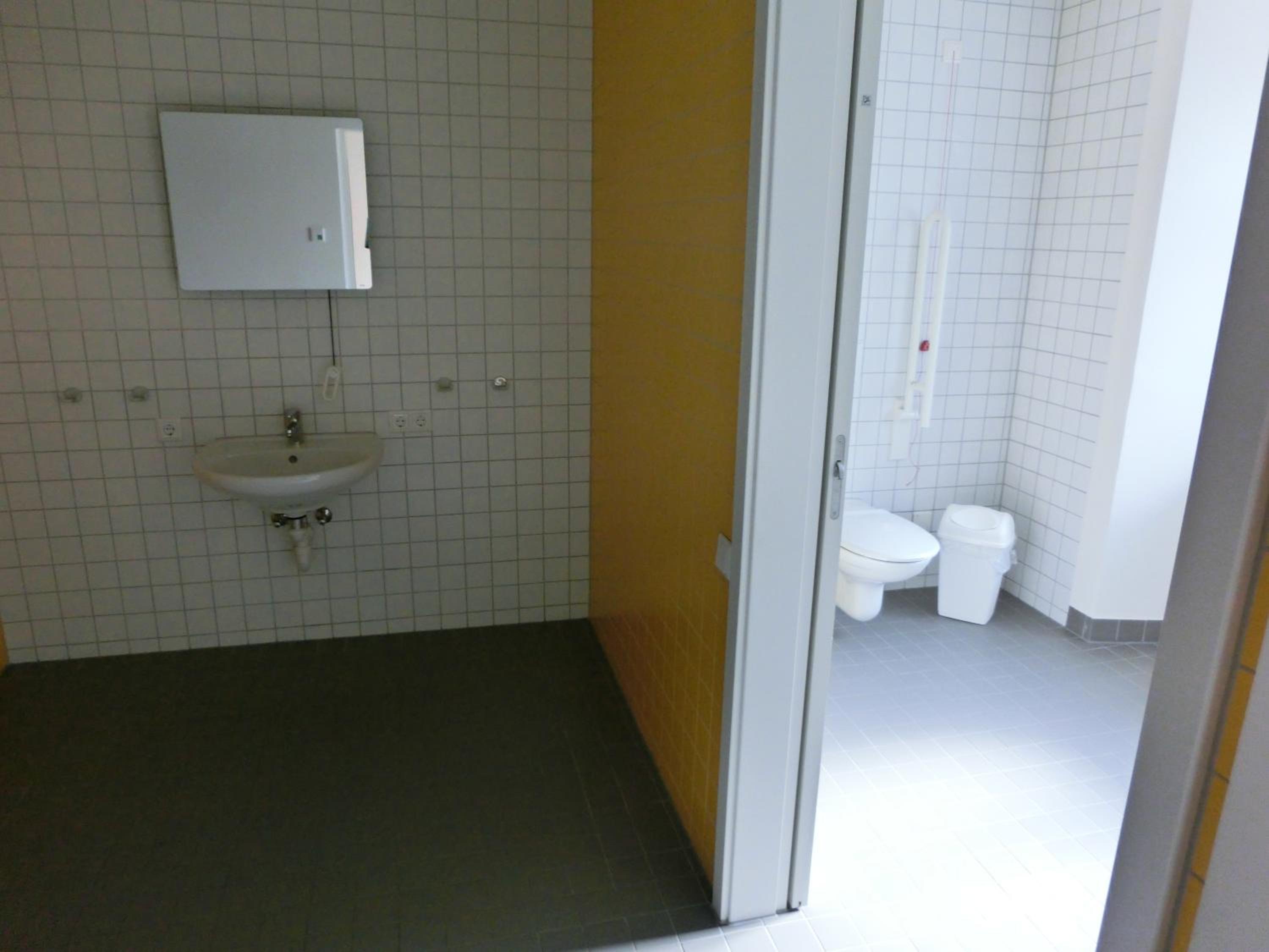 Photo 11