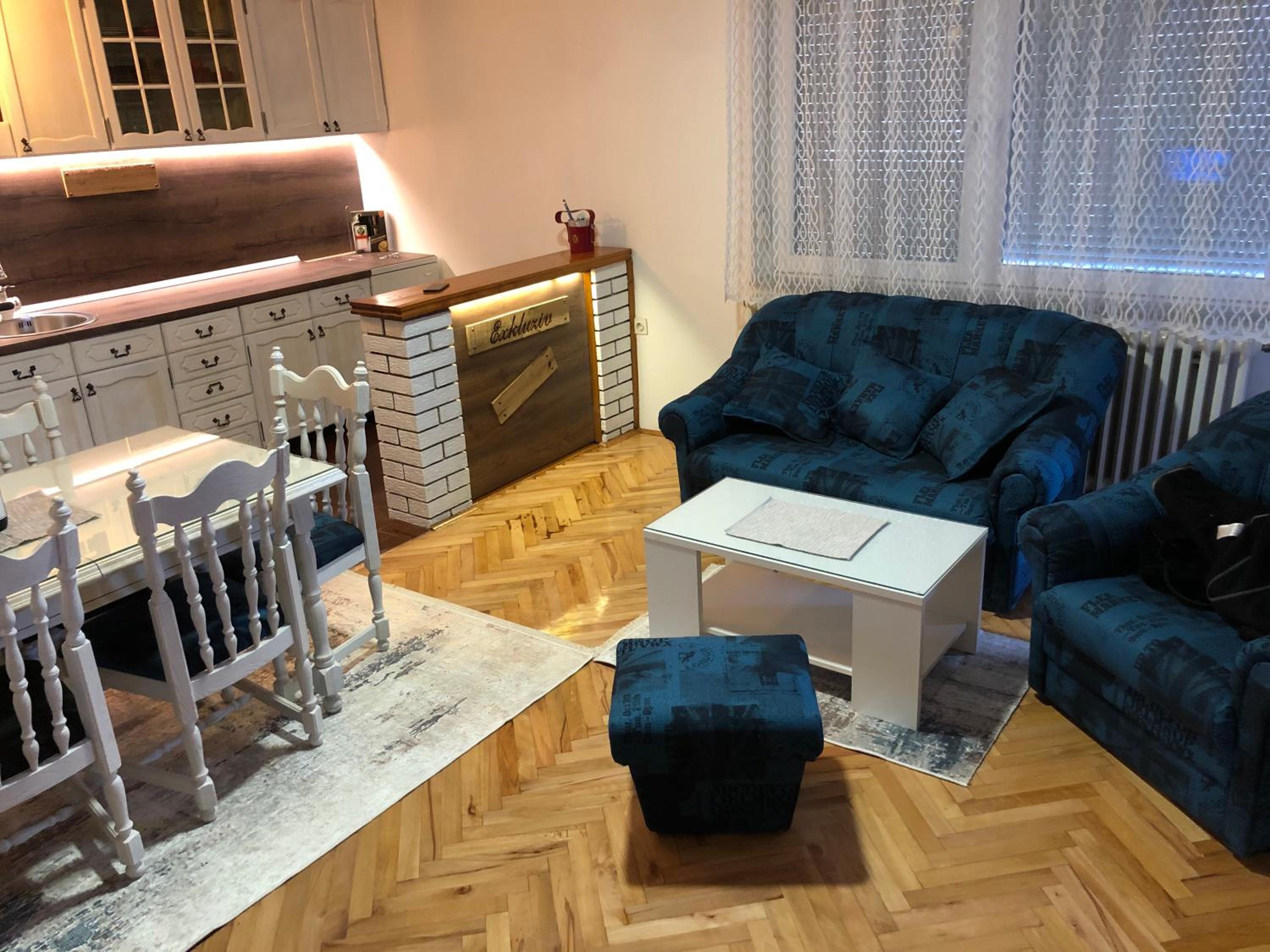 Photo 33