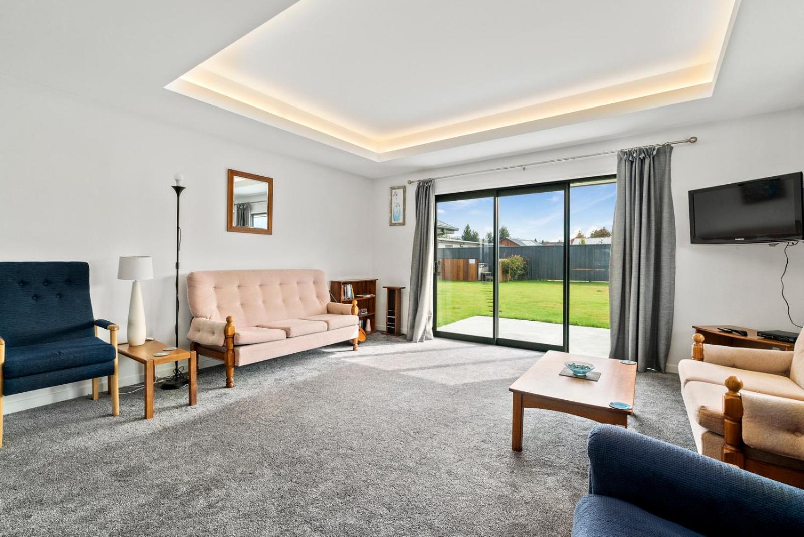 Erskine Place - Lake Hawea Holiday Home view 2