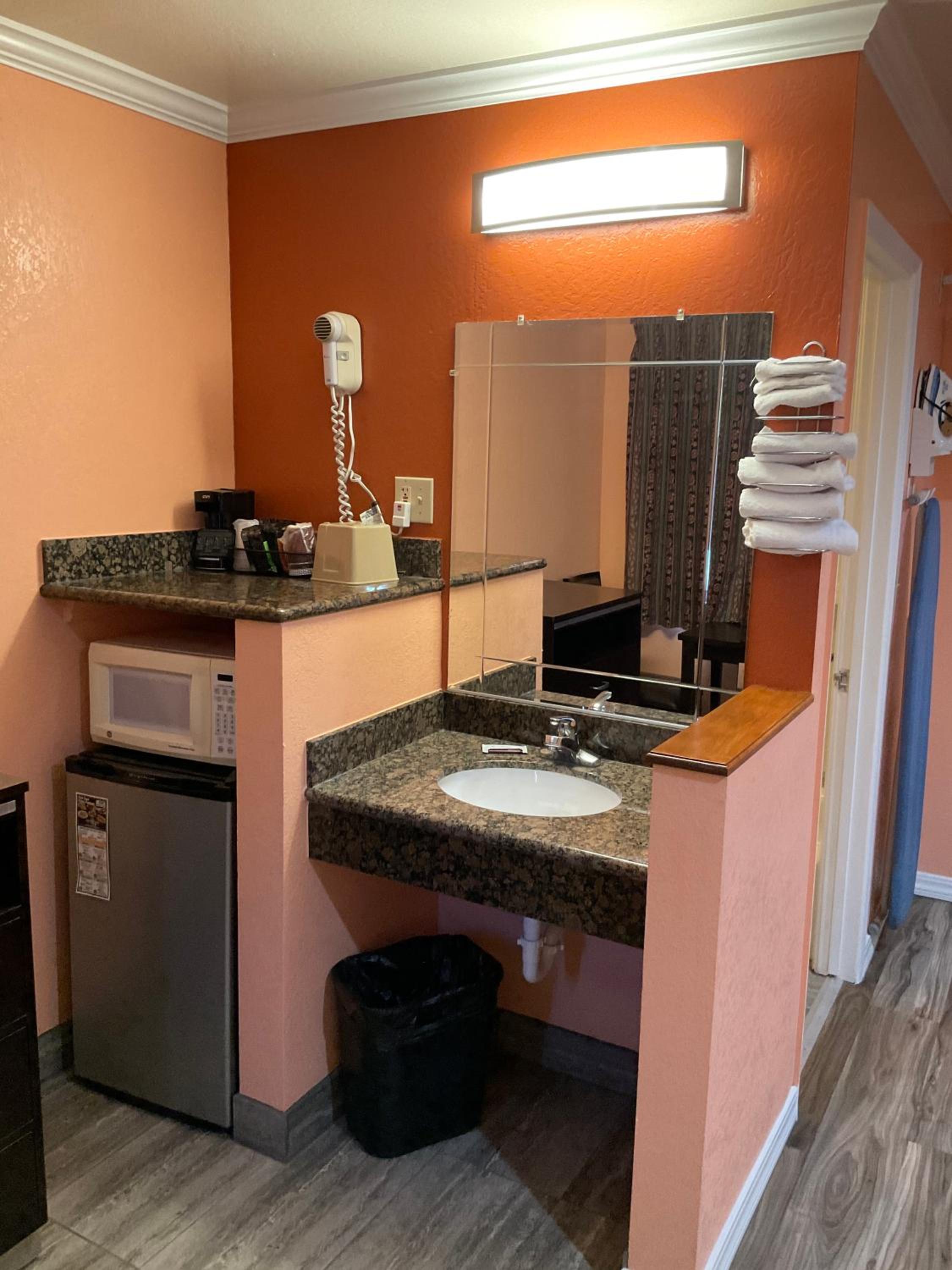 Budget Motel
