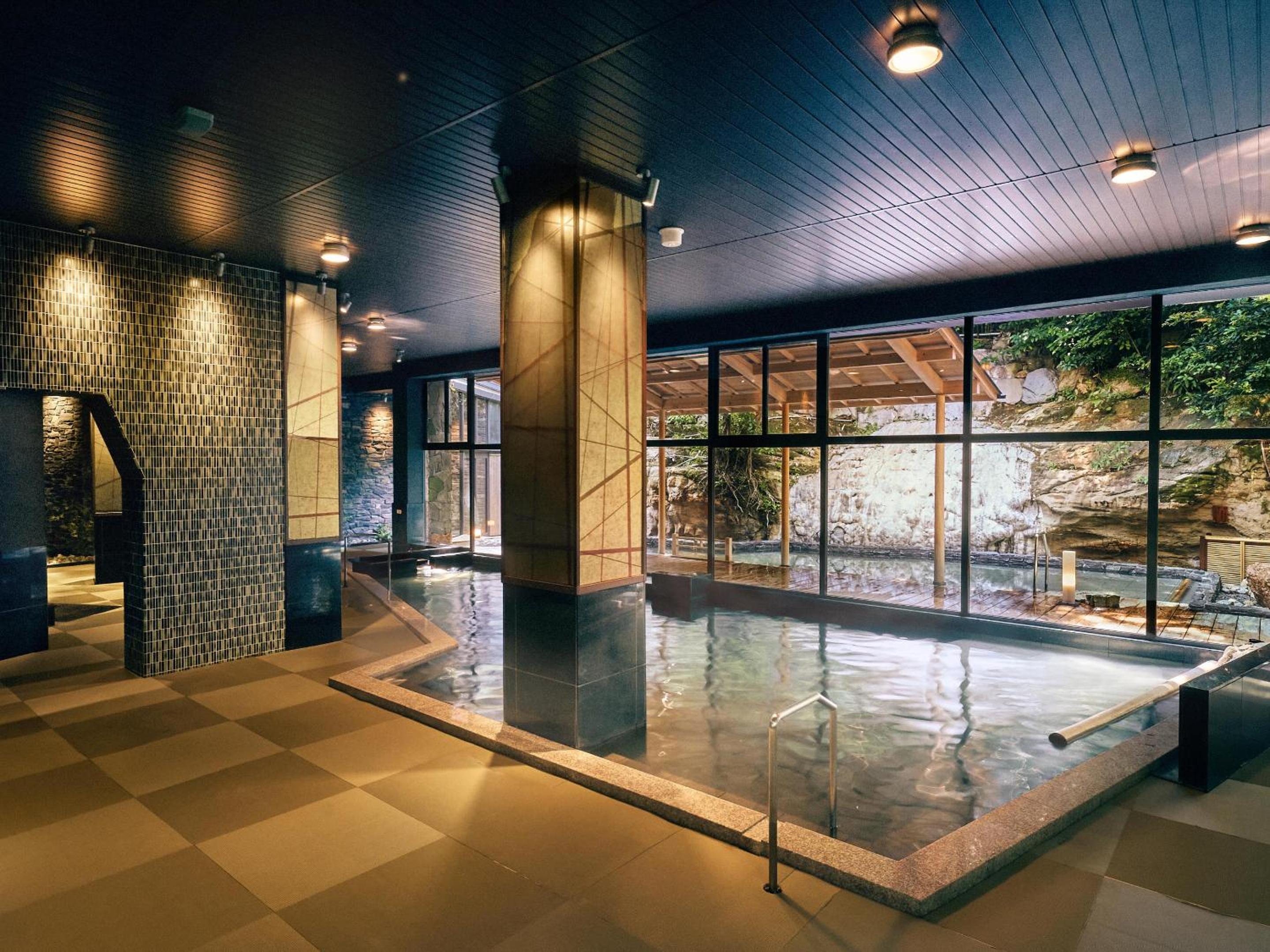 Ooedo Onsen Monogatari Premium Shirahama Gyoen