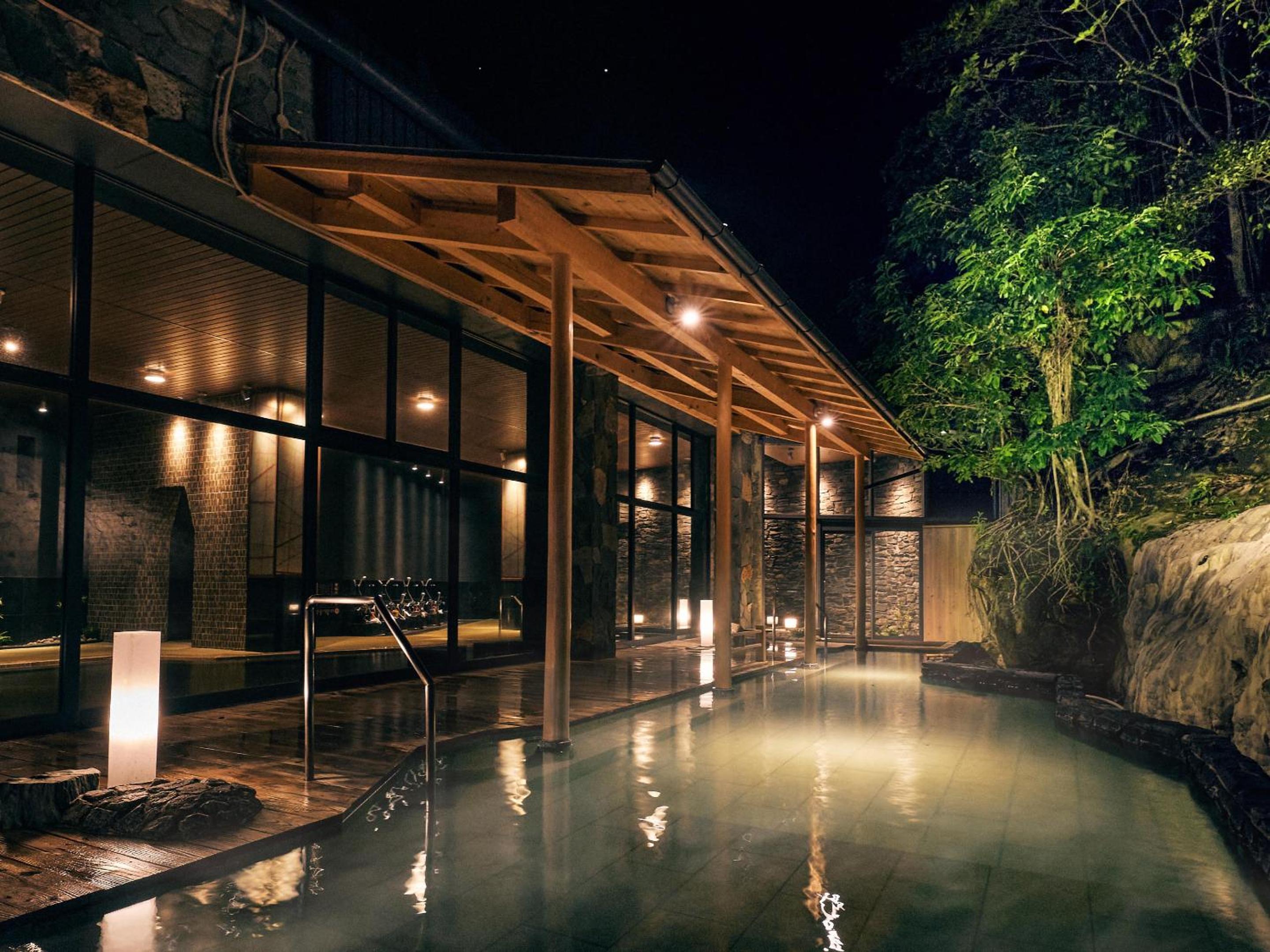 Ooedo Onsen Monogatari Premium Shirahama Gyoen